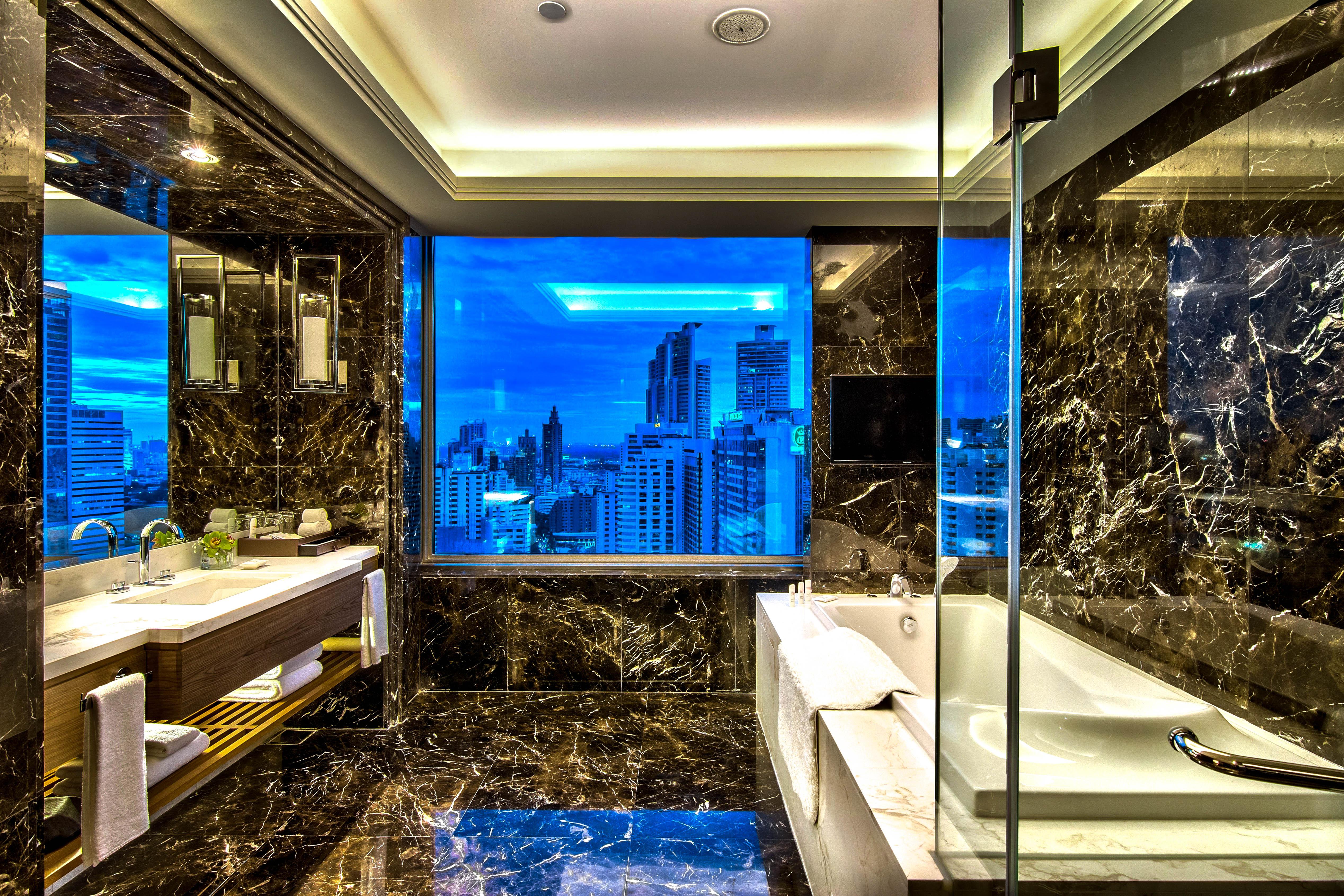 Radisson Blu Plaza 5* Bangkok