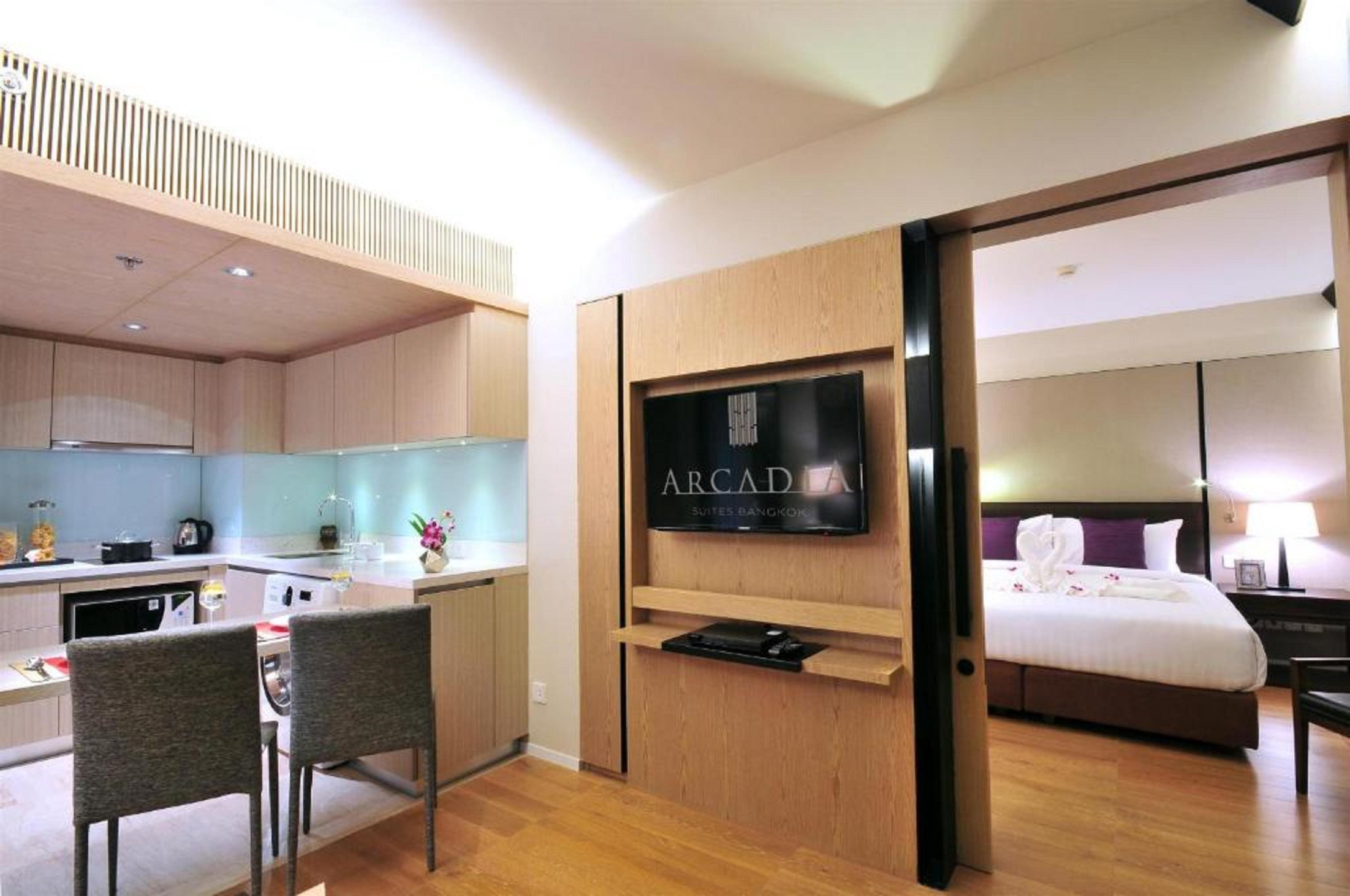 Arcadia Hotel 4*