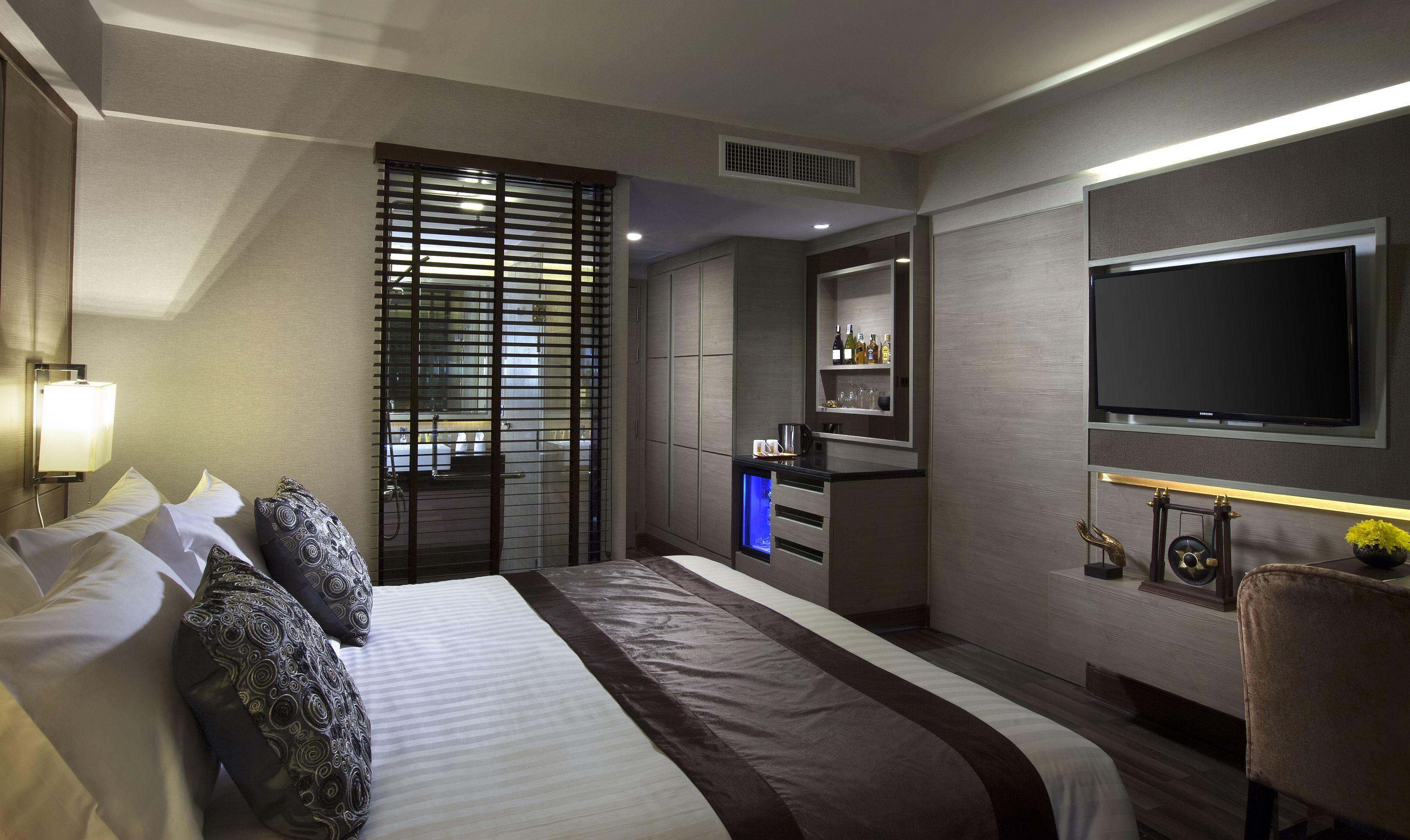 Hotel Ramada By Wyndham Sukhumvit 11 4*