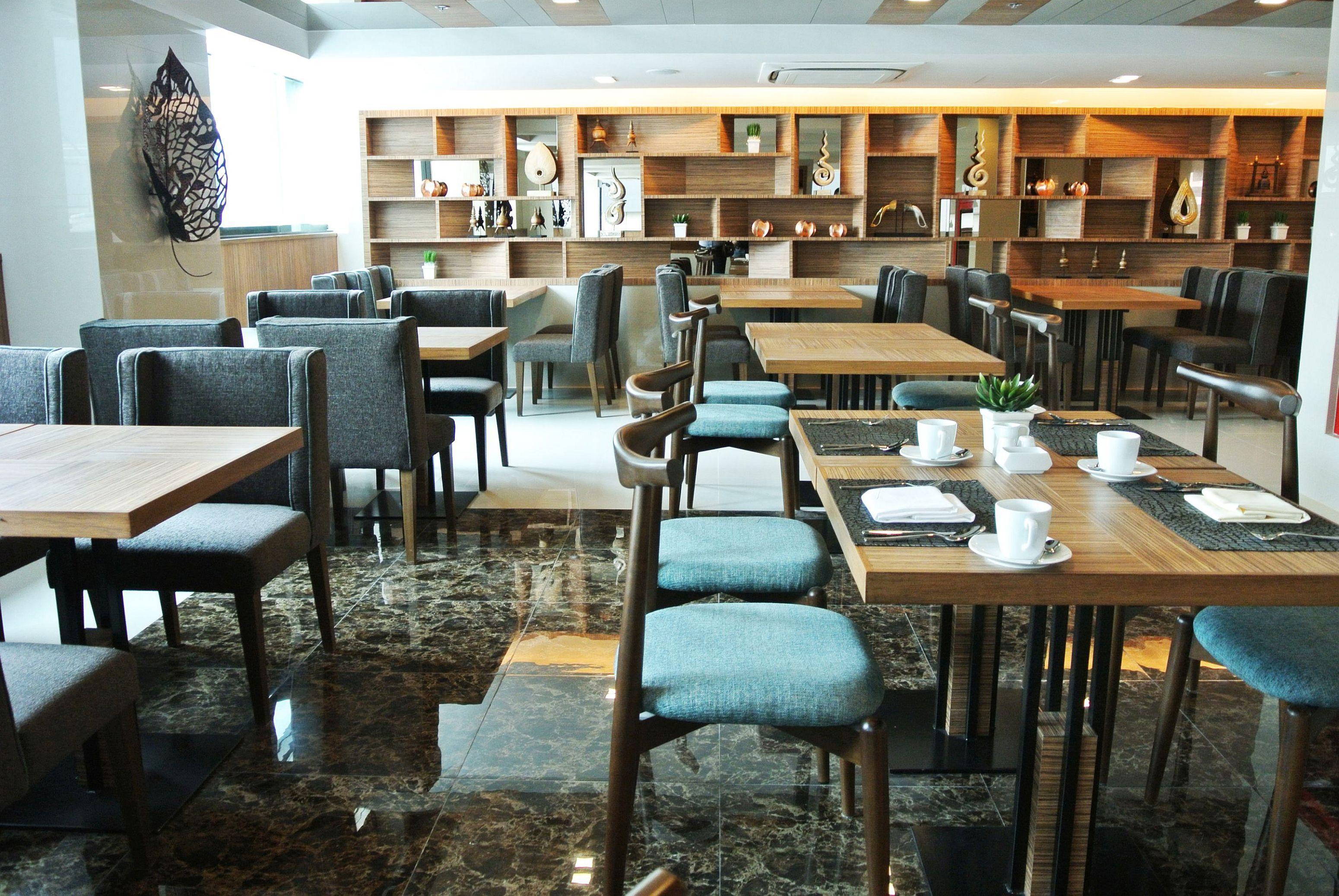 Ramada By Wyndham Sukhumvit 11 4*