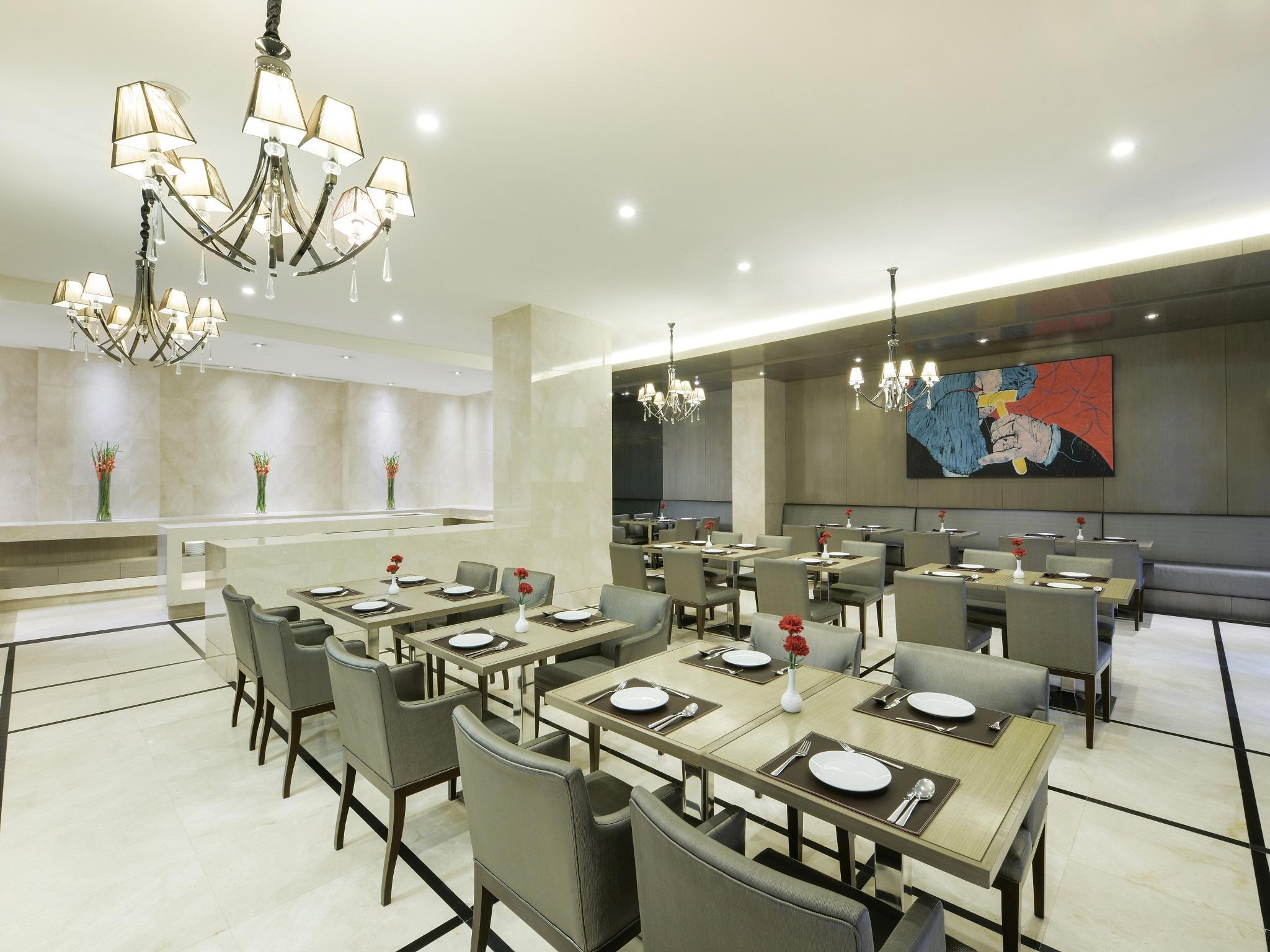 Hotel Centre Point Chidlom 4*