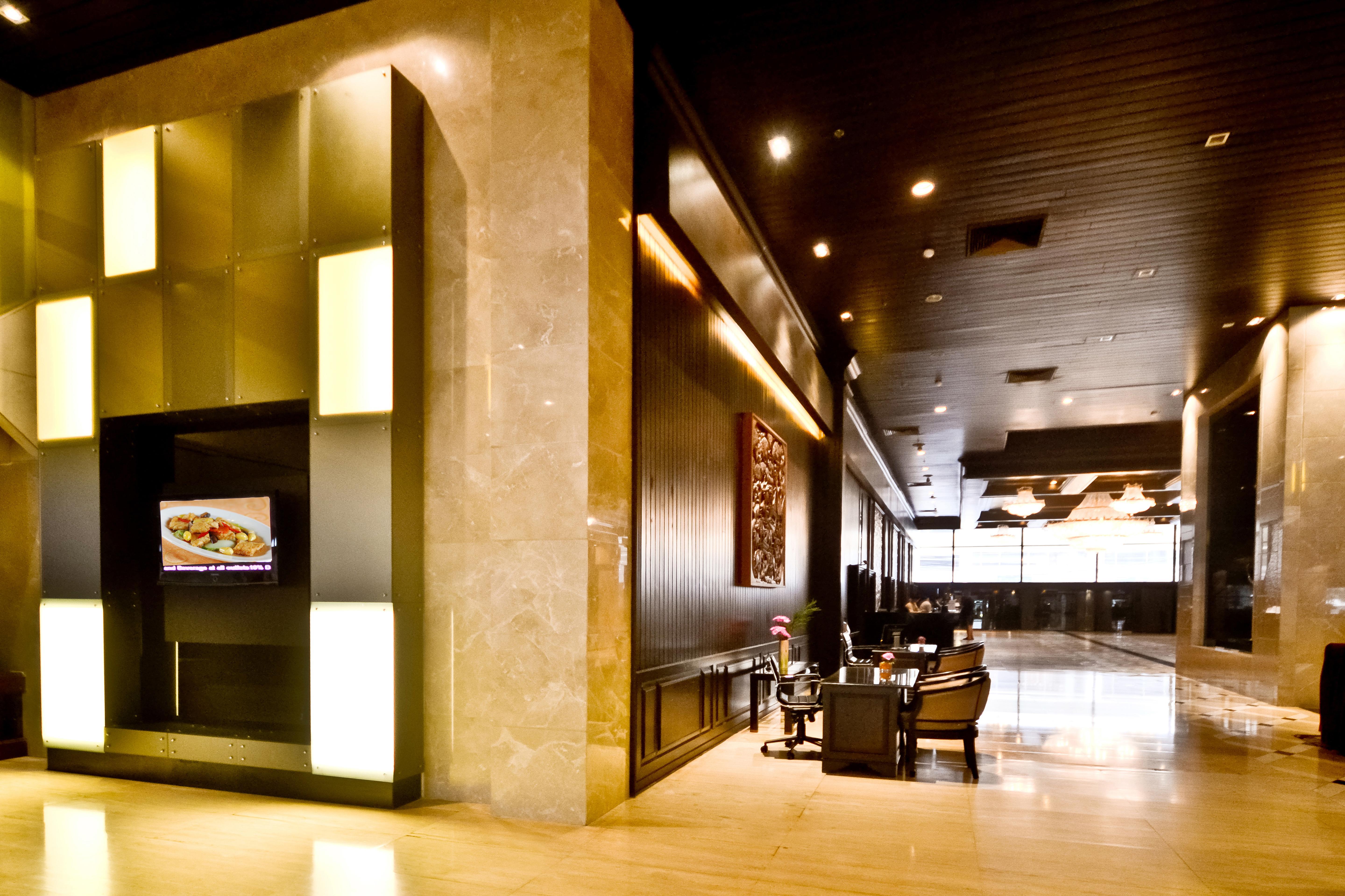 Ambassador - Sha Extra Khách sạn 4*