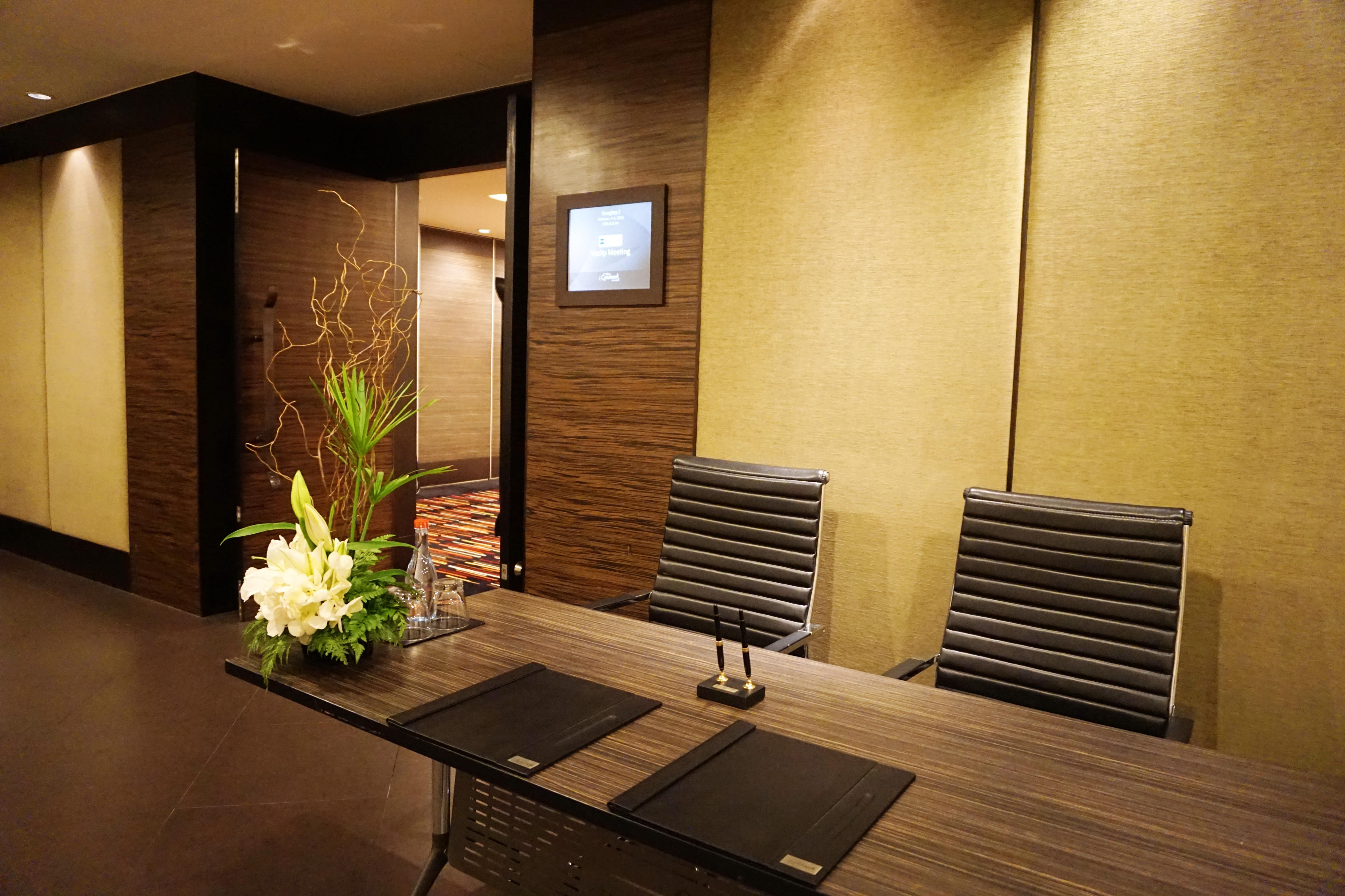 The Landmark Hotel 5*