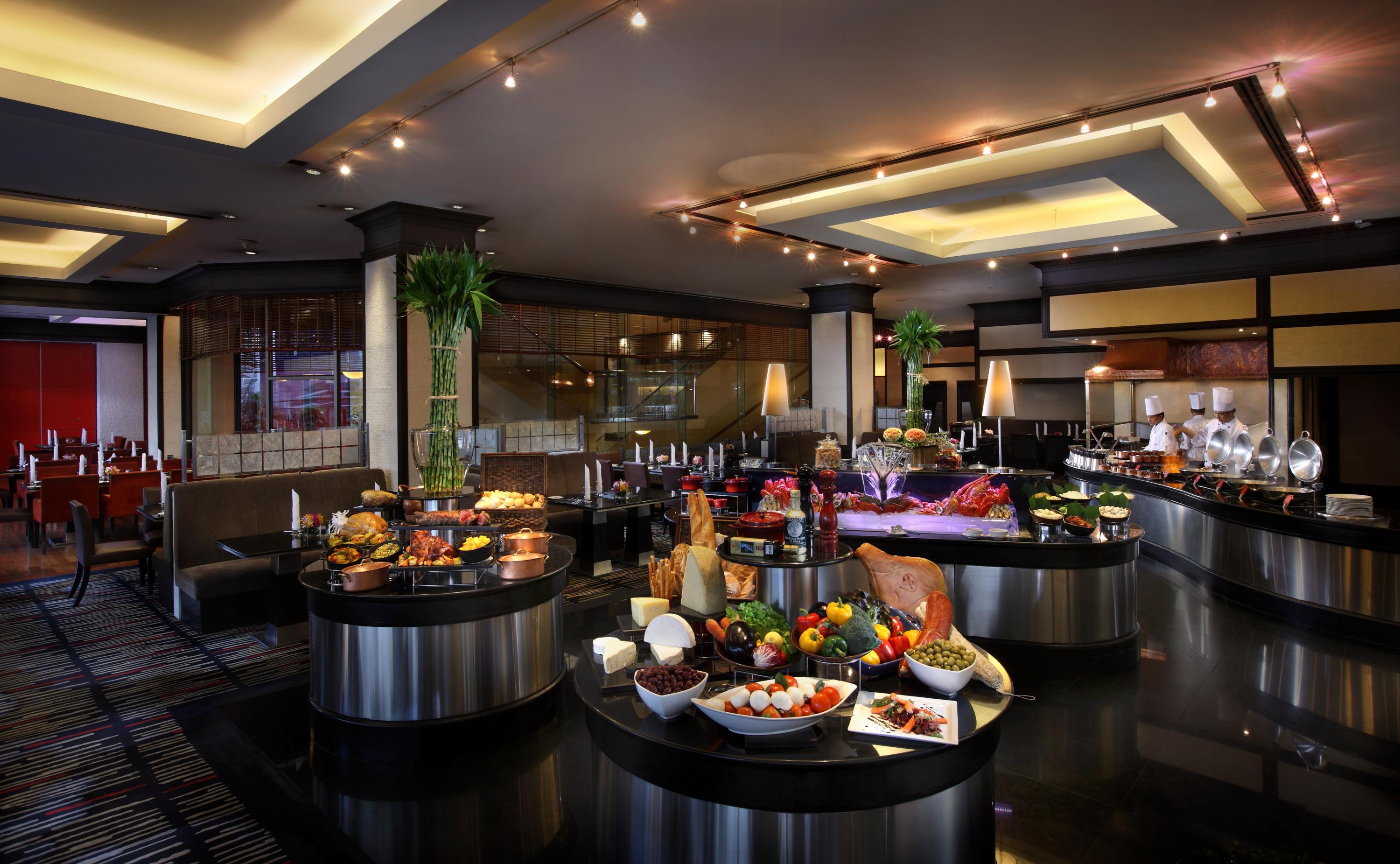 The Landmark 5*