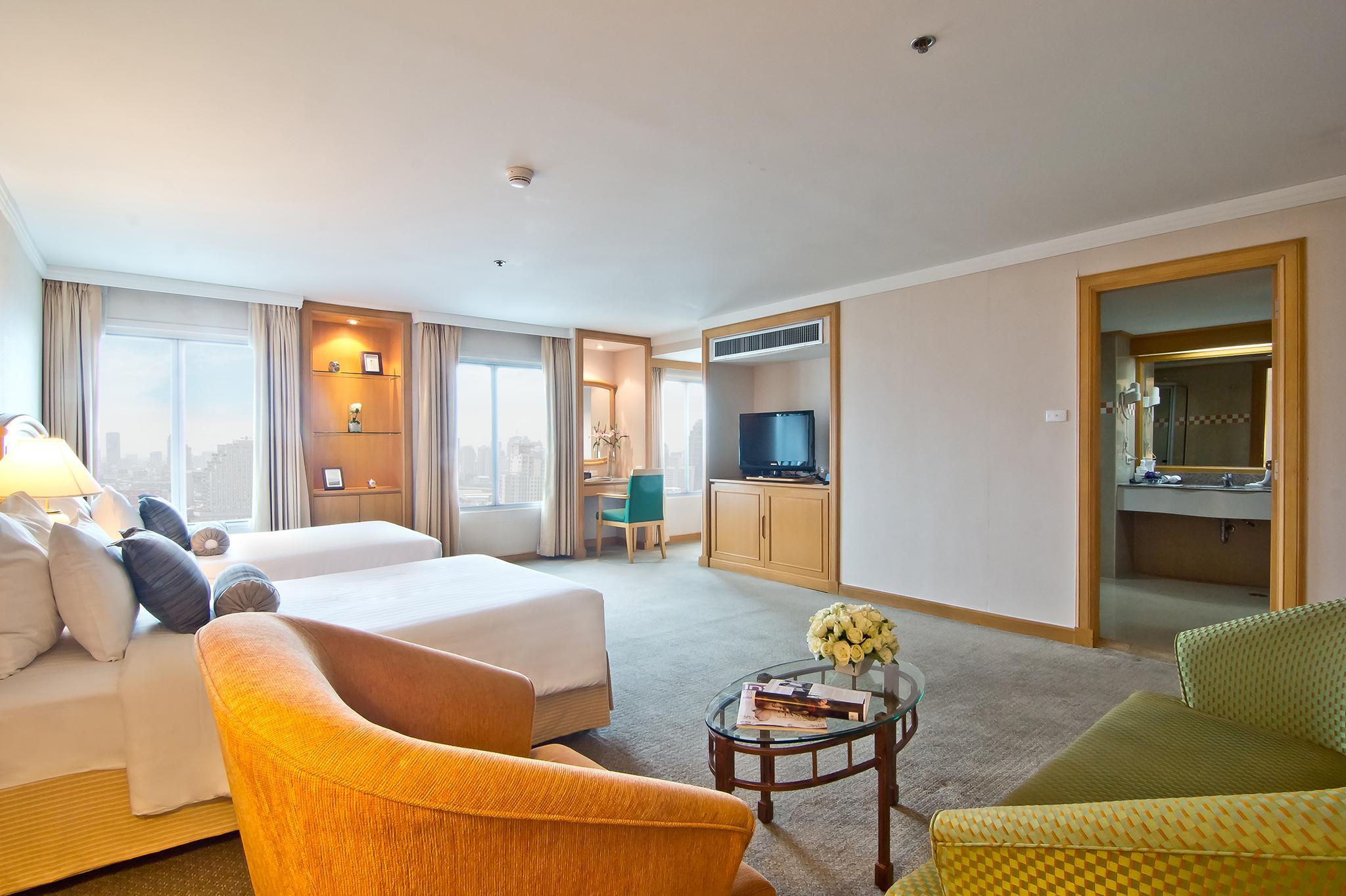 Baiyoke Sky Hotell 4*