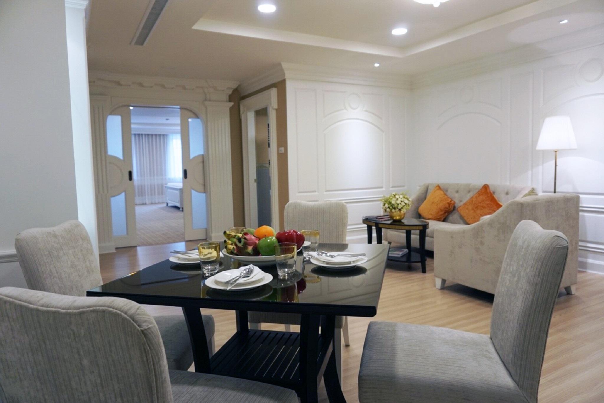 Kingston Hotel