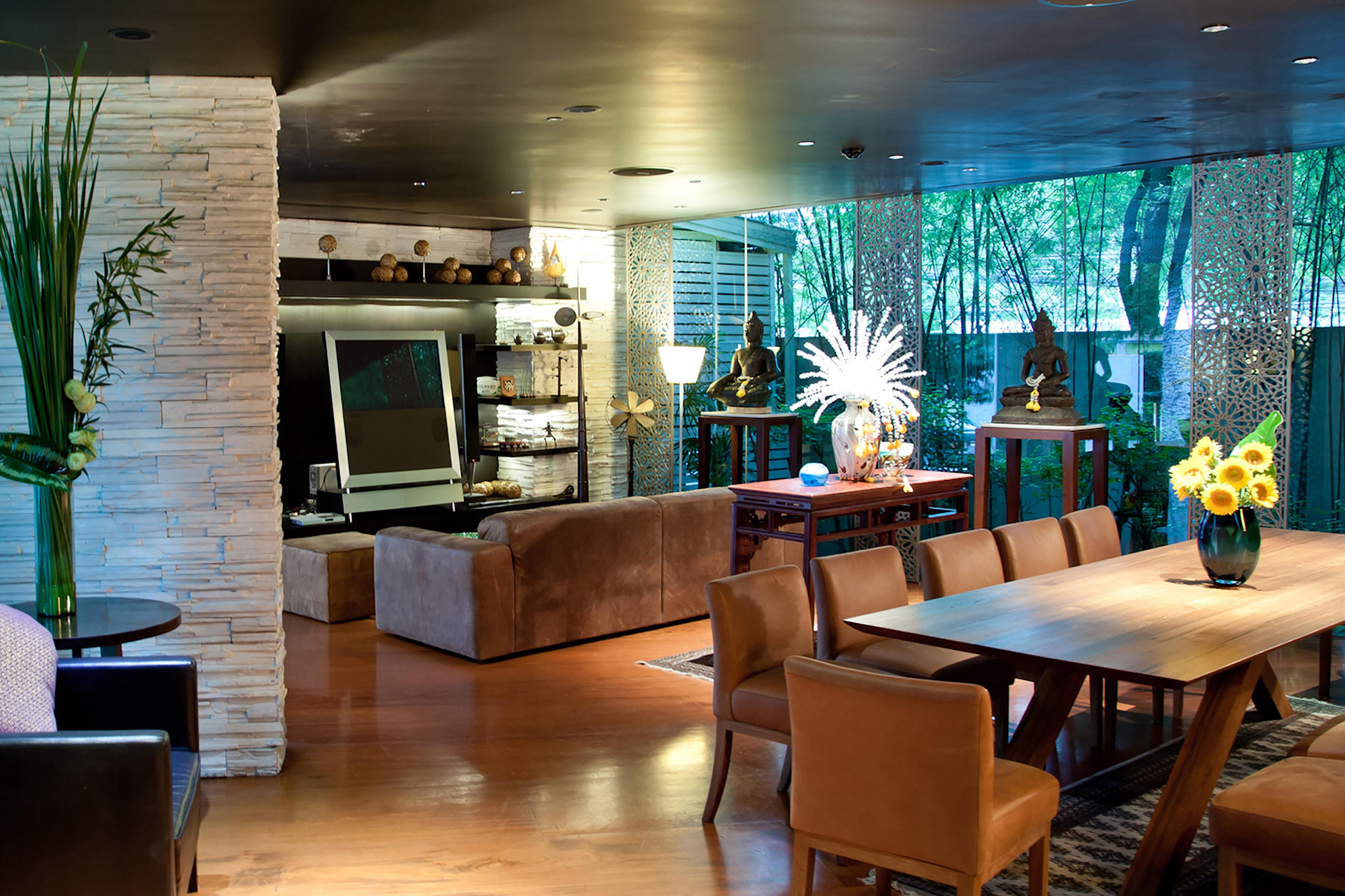 Maduzi Hotel, 4*
