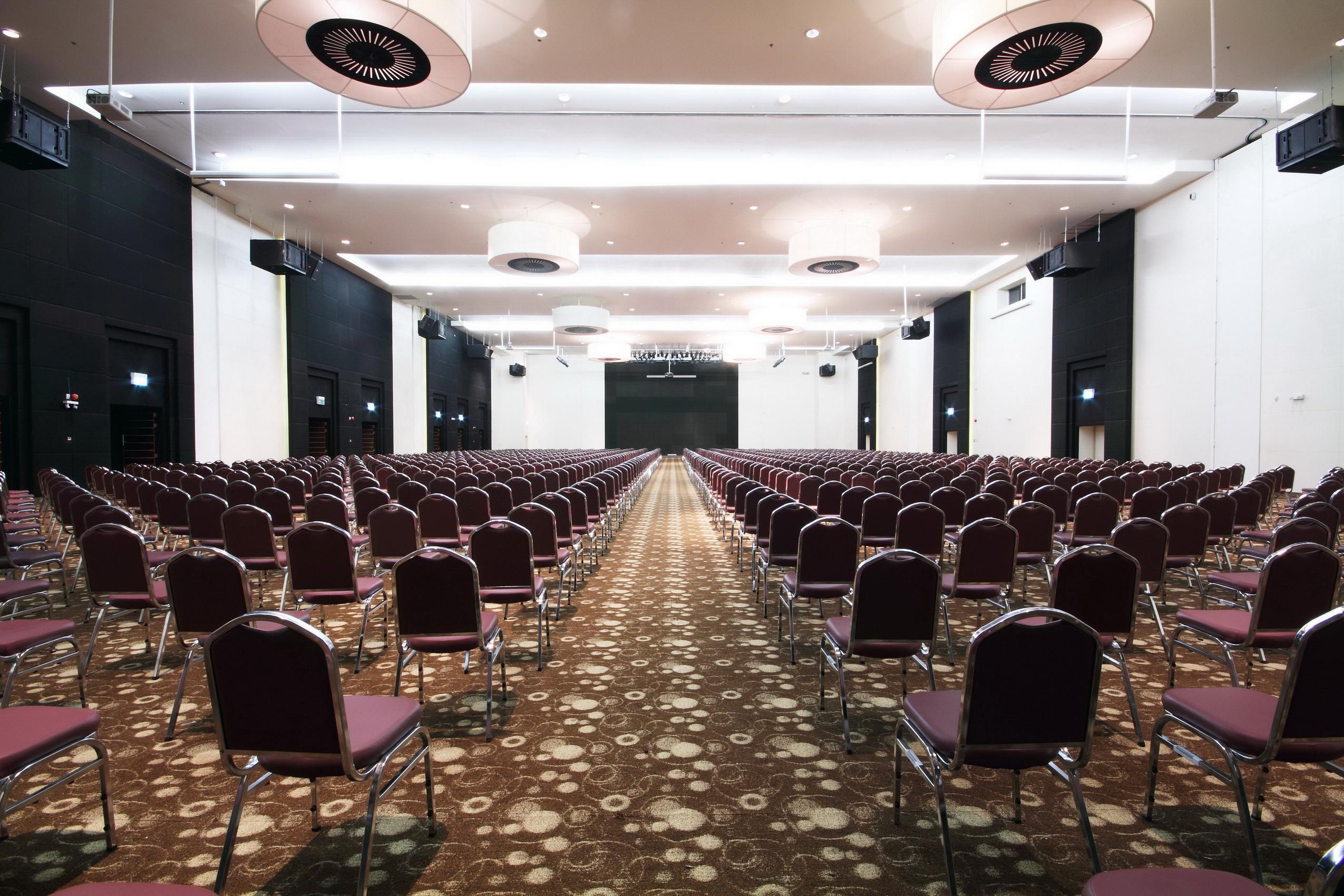 Centara Life Government Complex & Convention Centre Chaeng Watthana