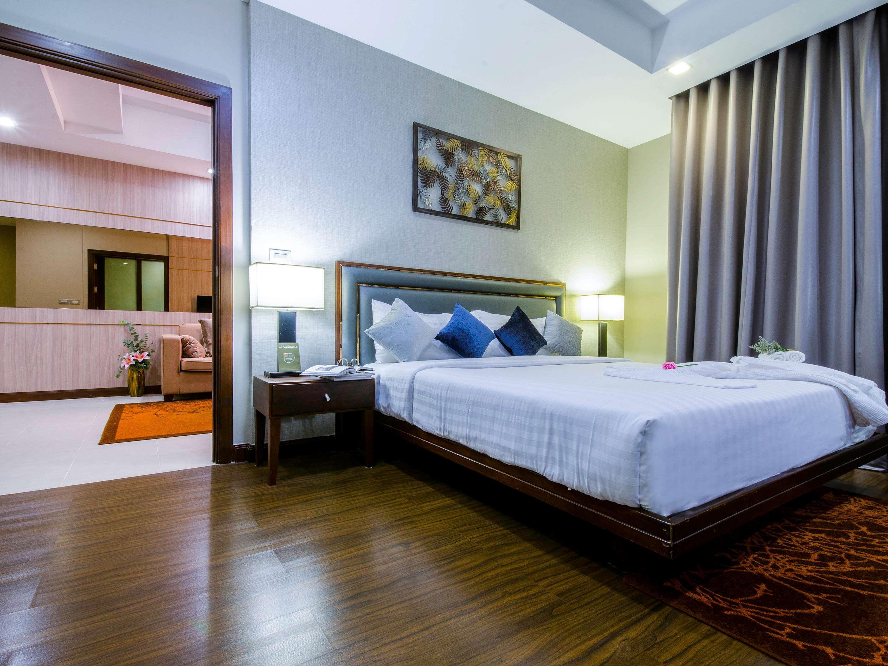 Grand Mercure Asoke Hotell