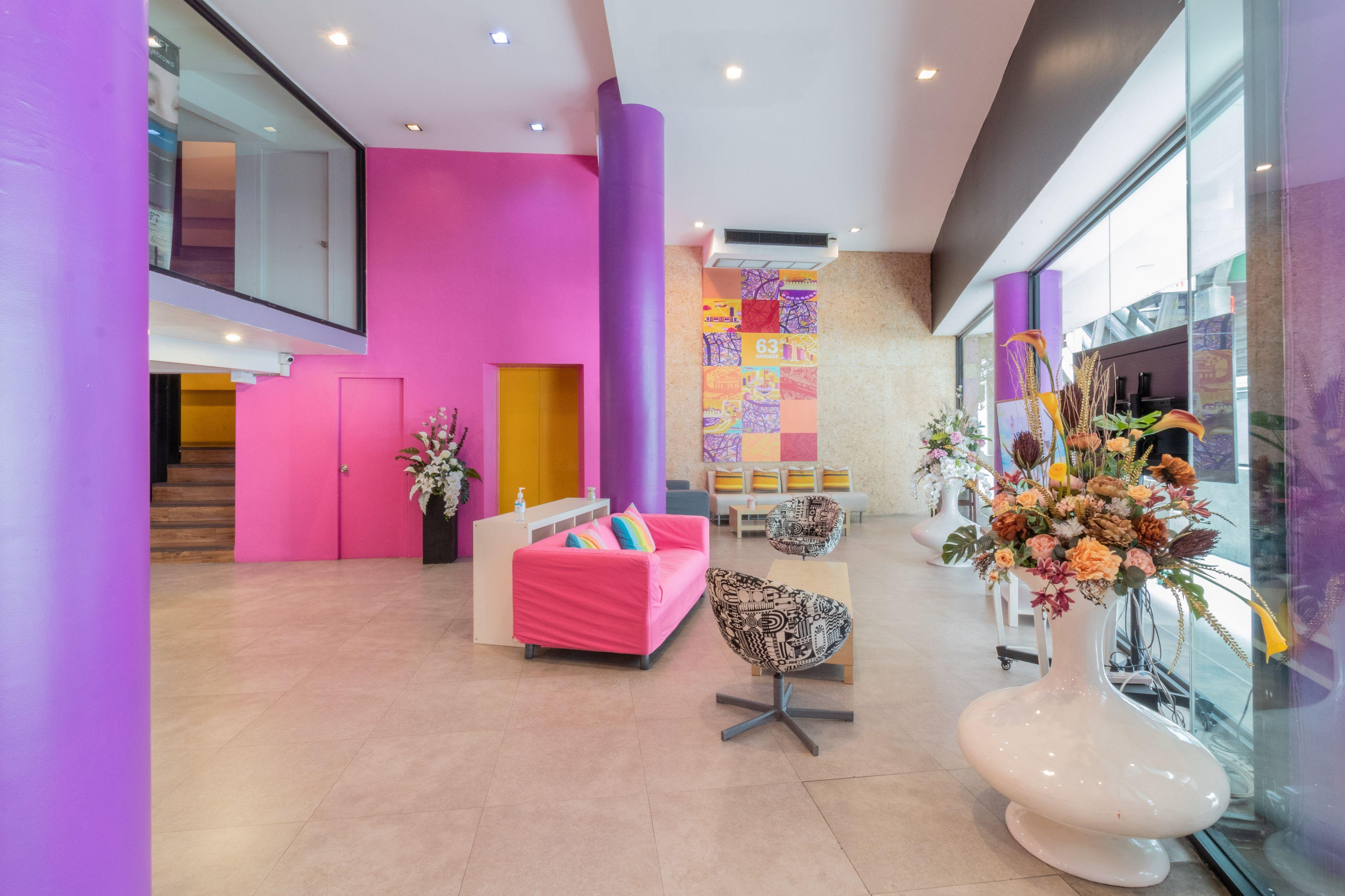 Hotel 63