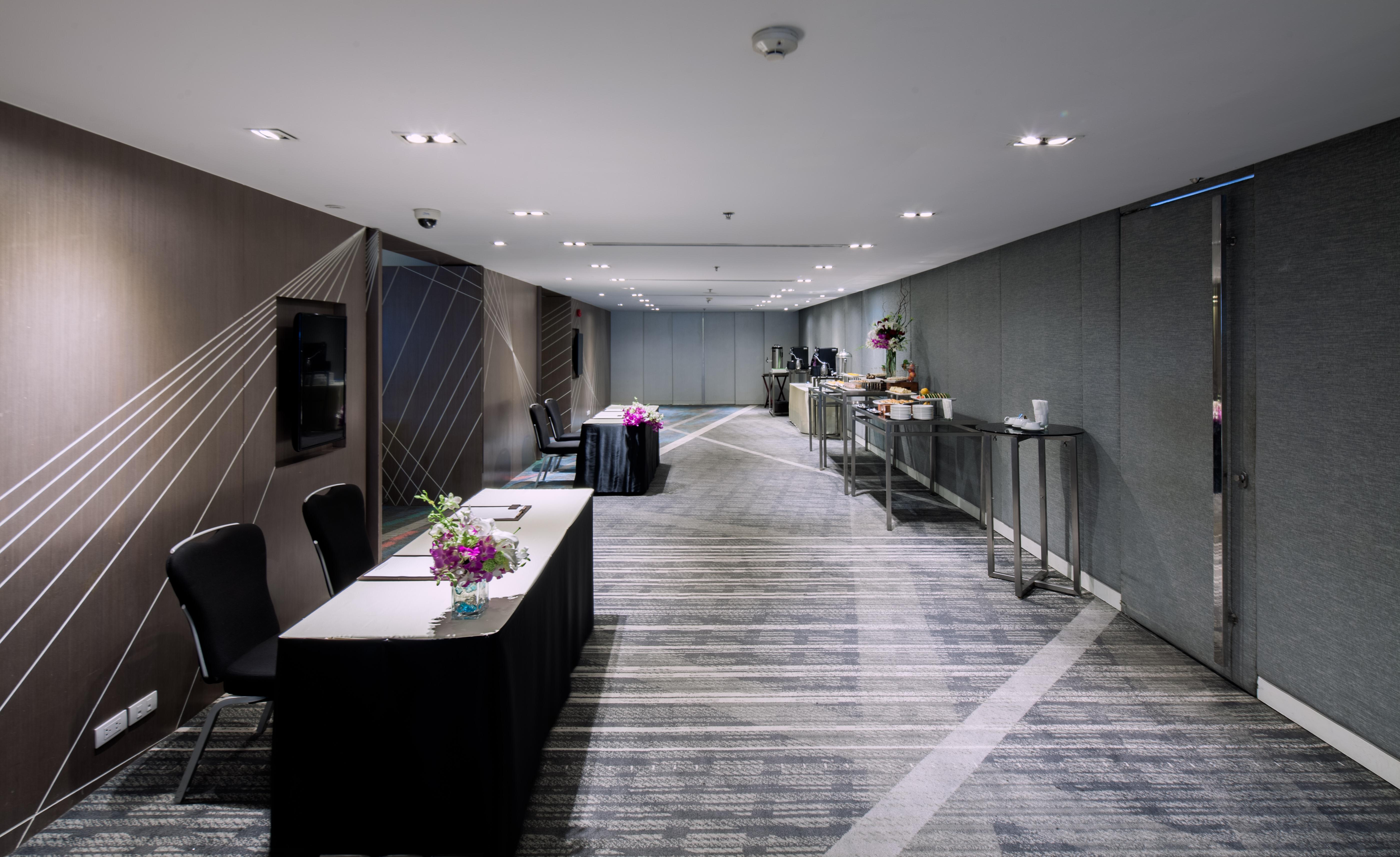 Centara Watergate Pavilion 4* Bangkok