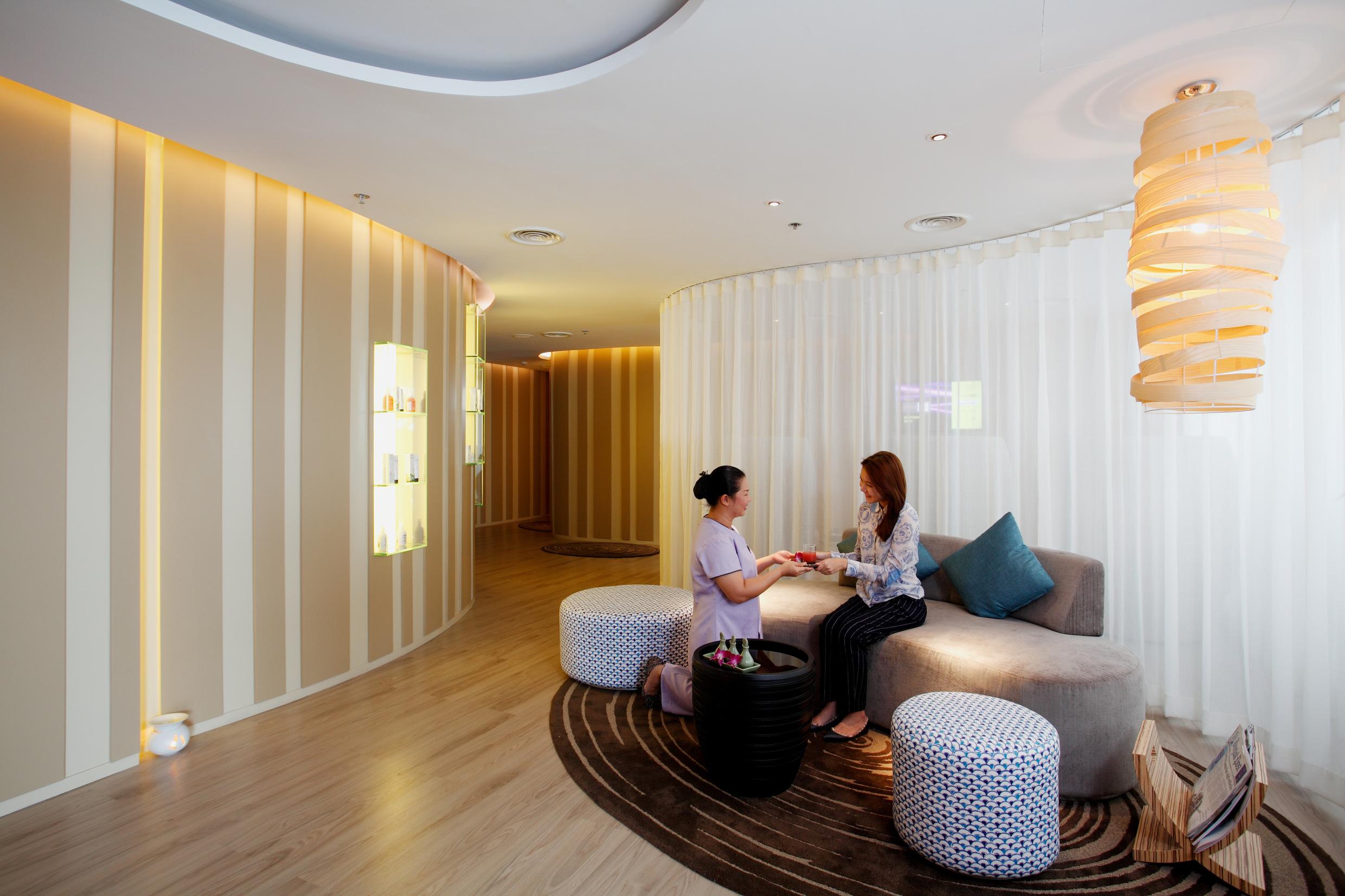 Centara Watergate Pavilion