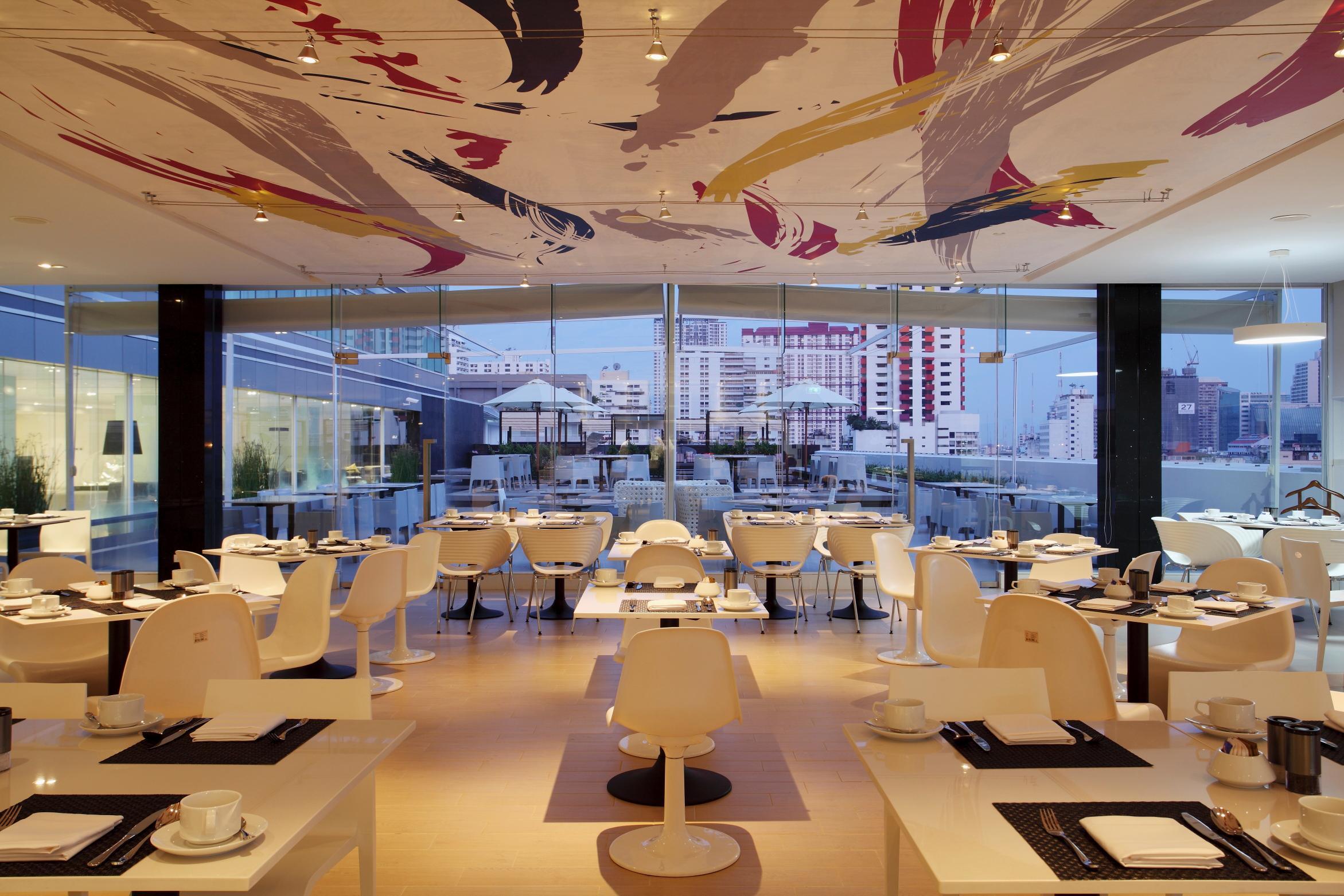 Centara Watergate Pavilion 4* Bangkok