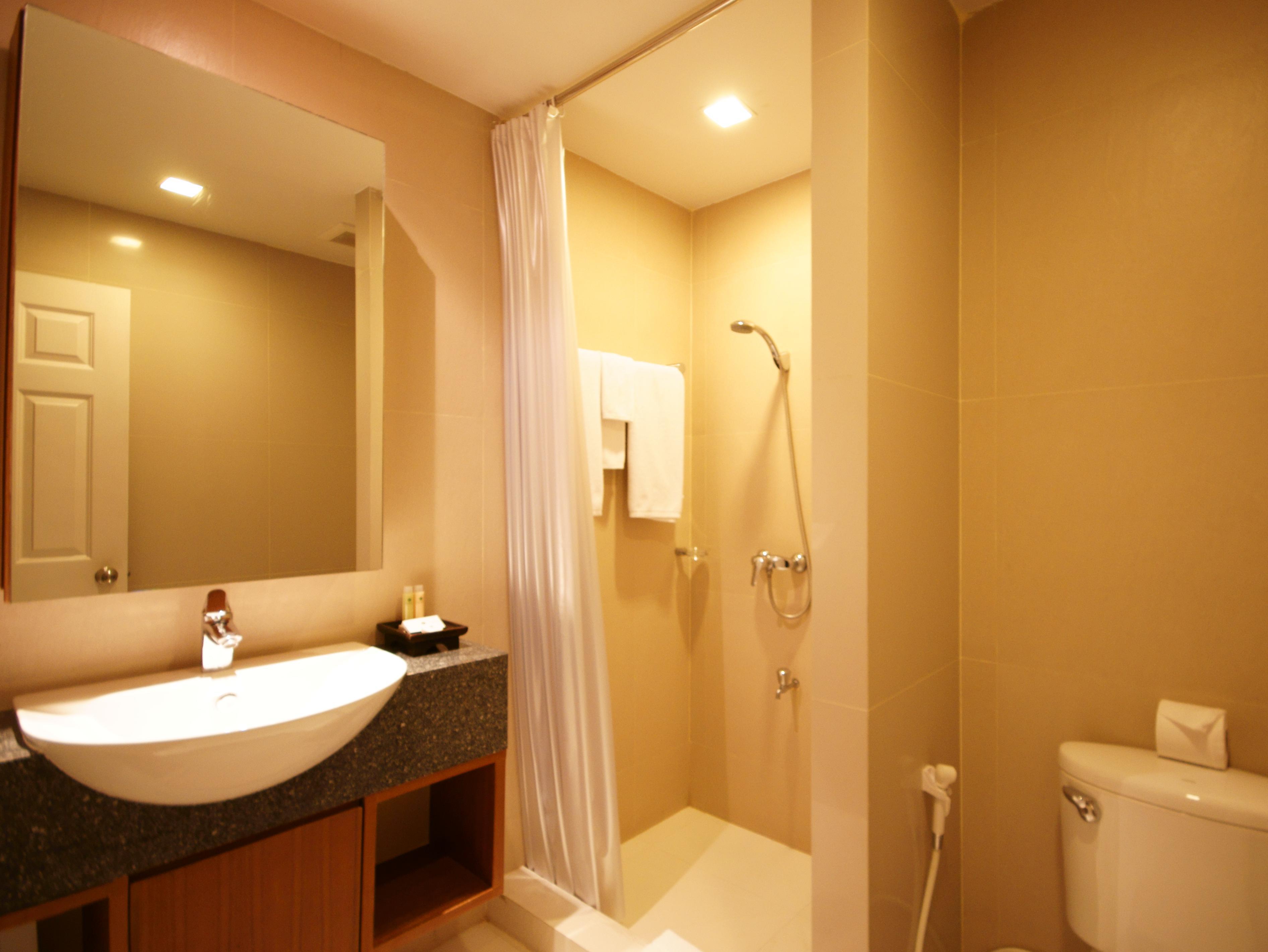 I Sathorn Hotel 3*