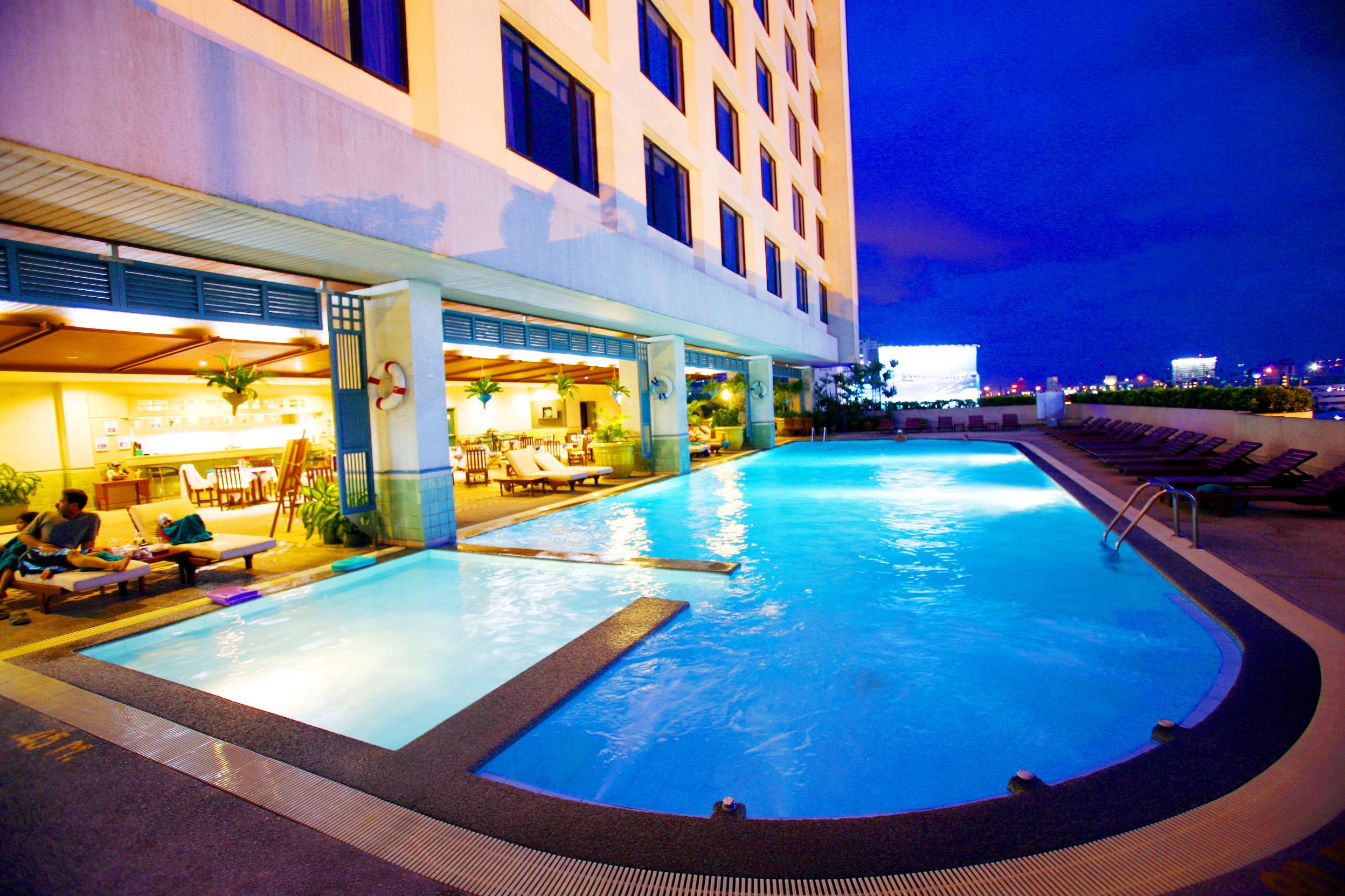 Golden Tulip Sovereign Hotel Bangkok