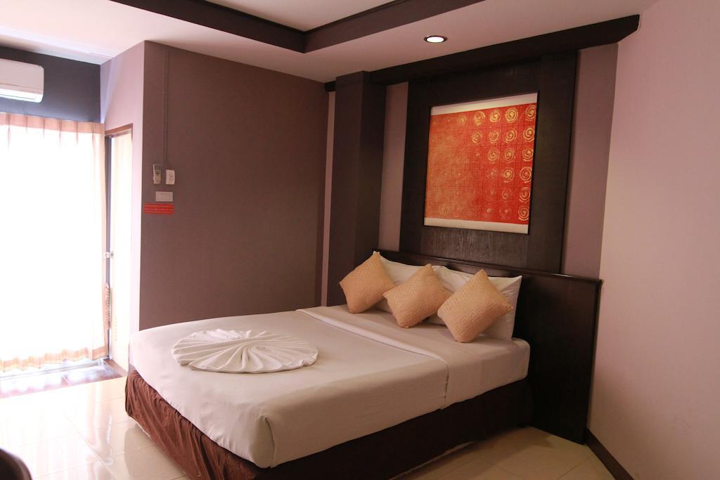 Grand Pinnacle Bangkok