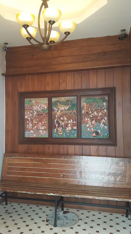 The Royal Thatien Village Gasthof Bangkok