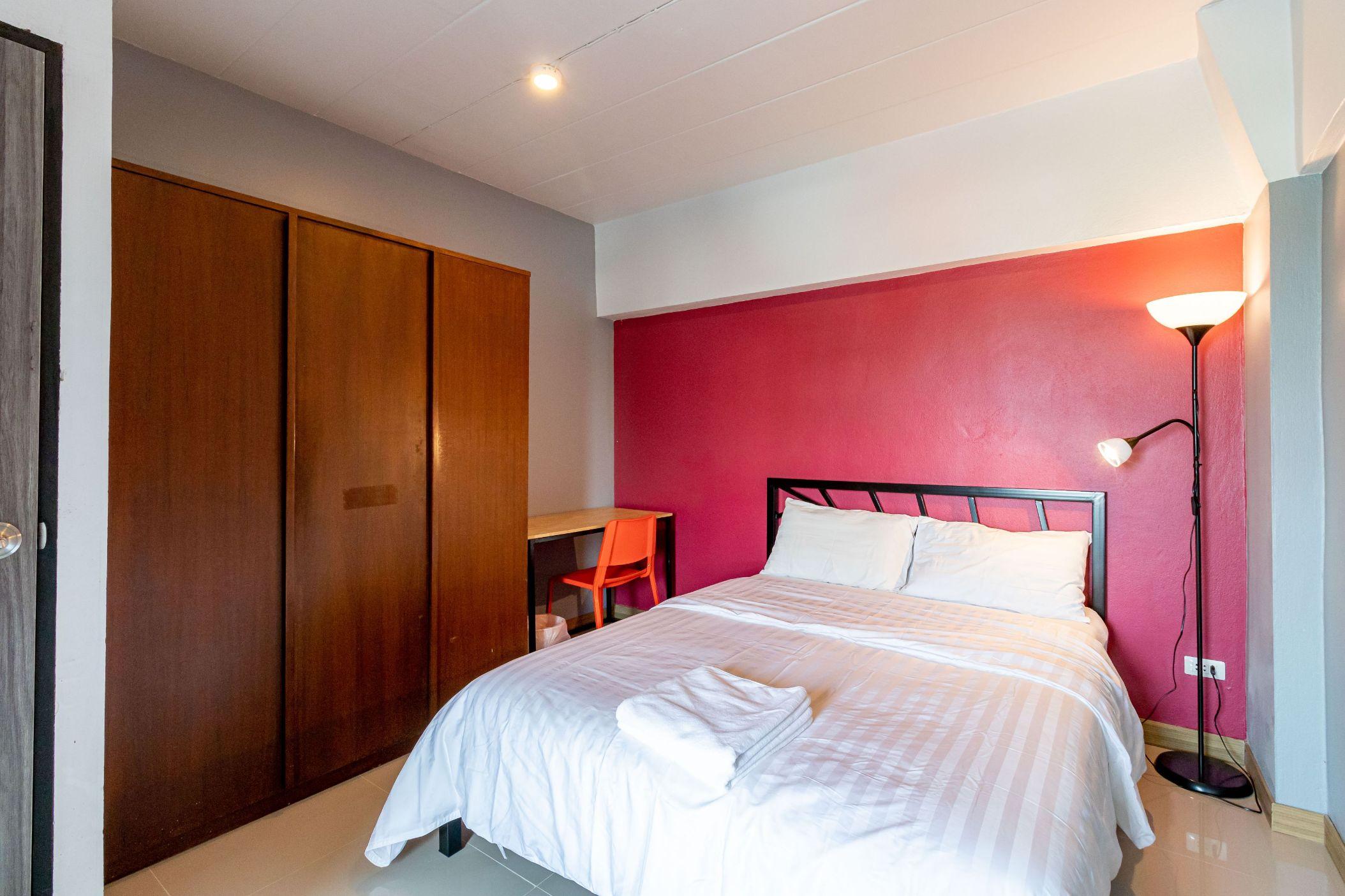 Herberg Living Naraa Place Bangkok