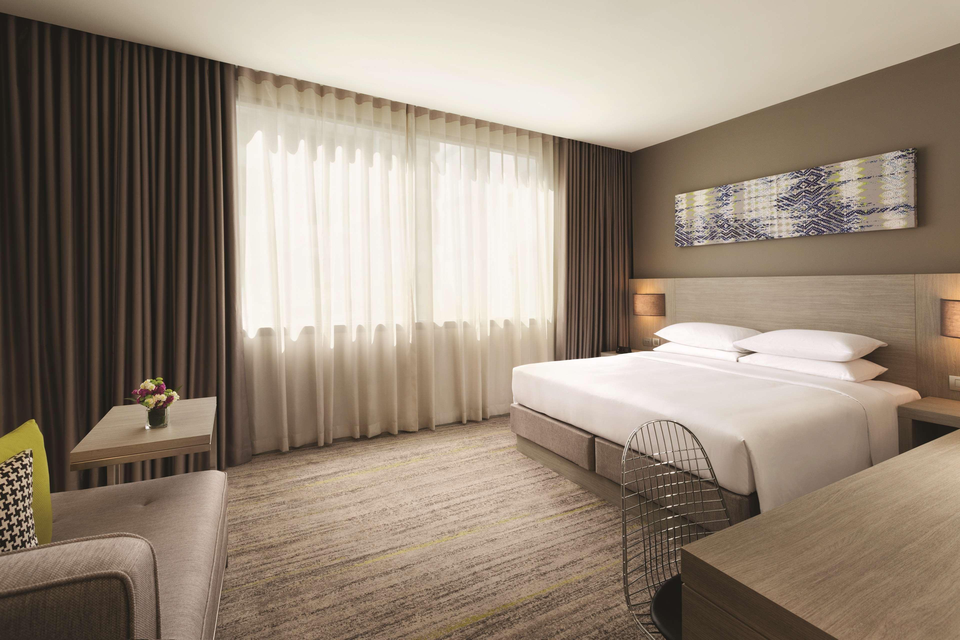 Hyatt Place Sukhumvit 24