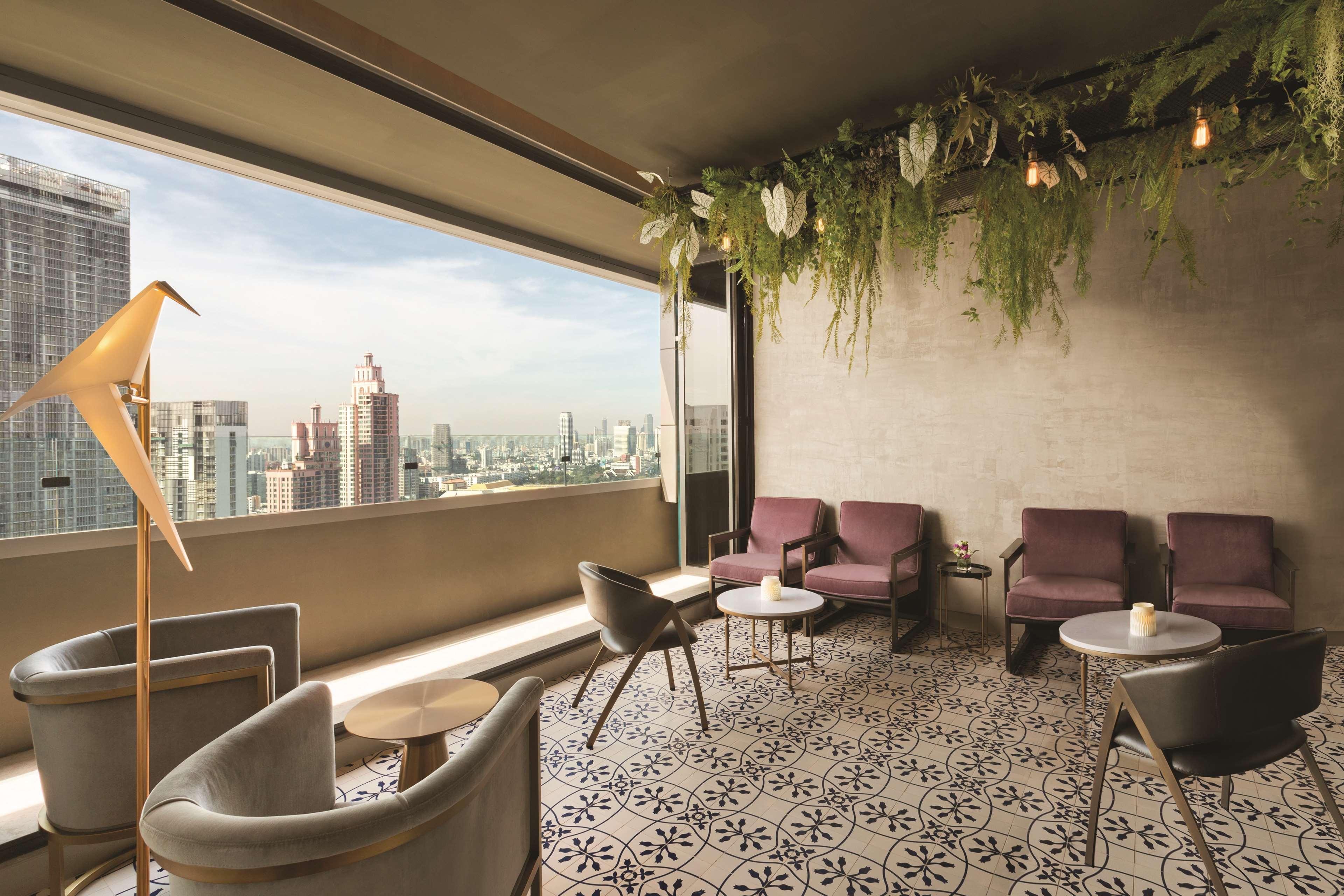 Hyatt Place Sukhumvit 24 Hotel 4*