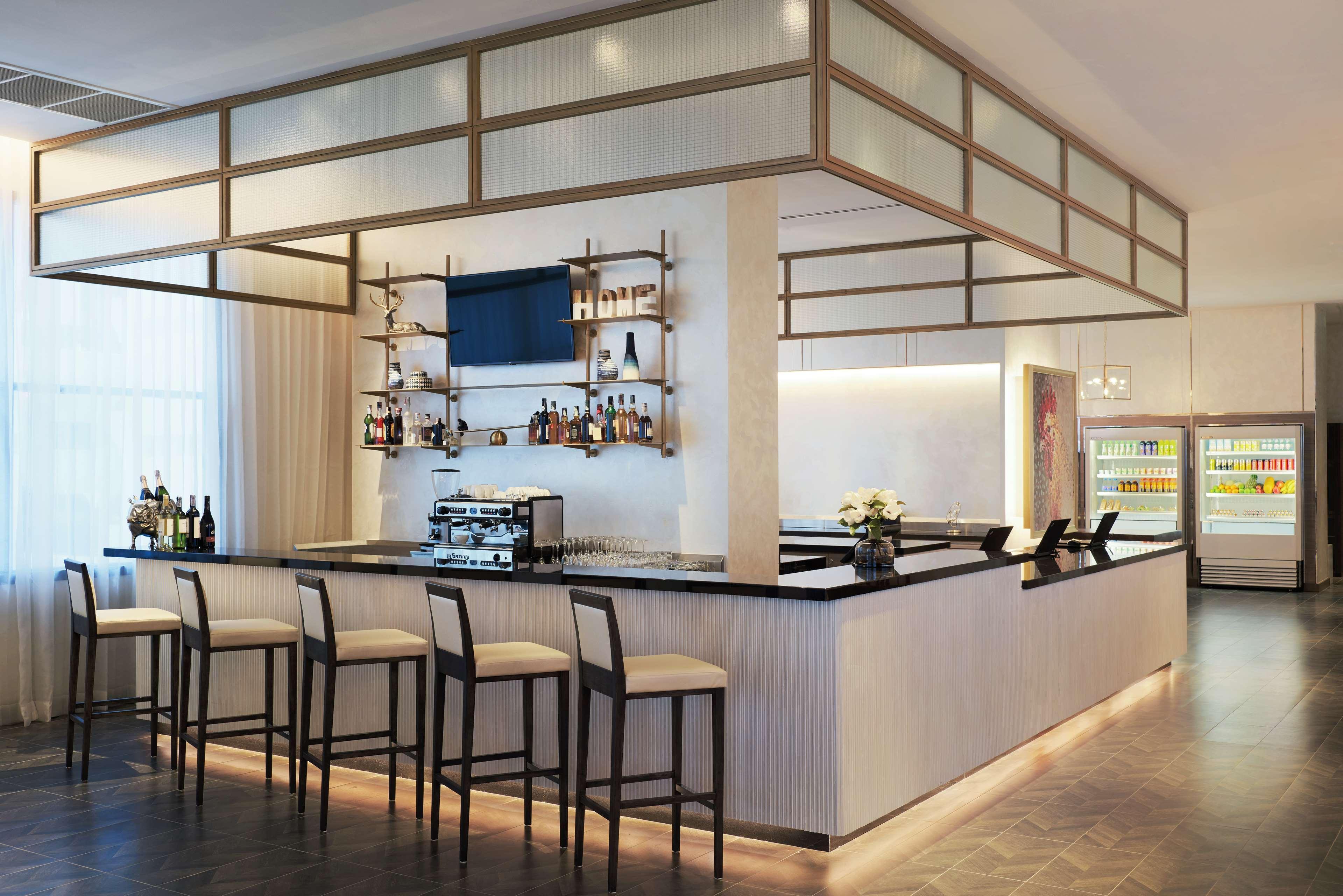 Hotel Hyatt Place Sukhumvit 24 4*