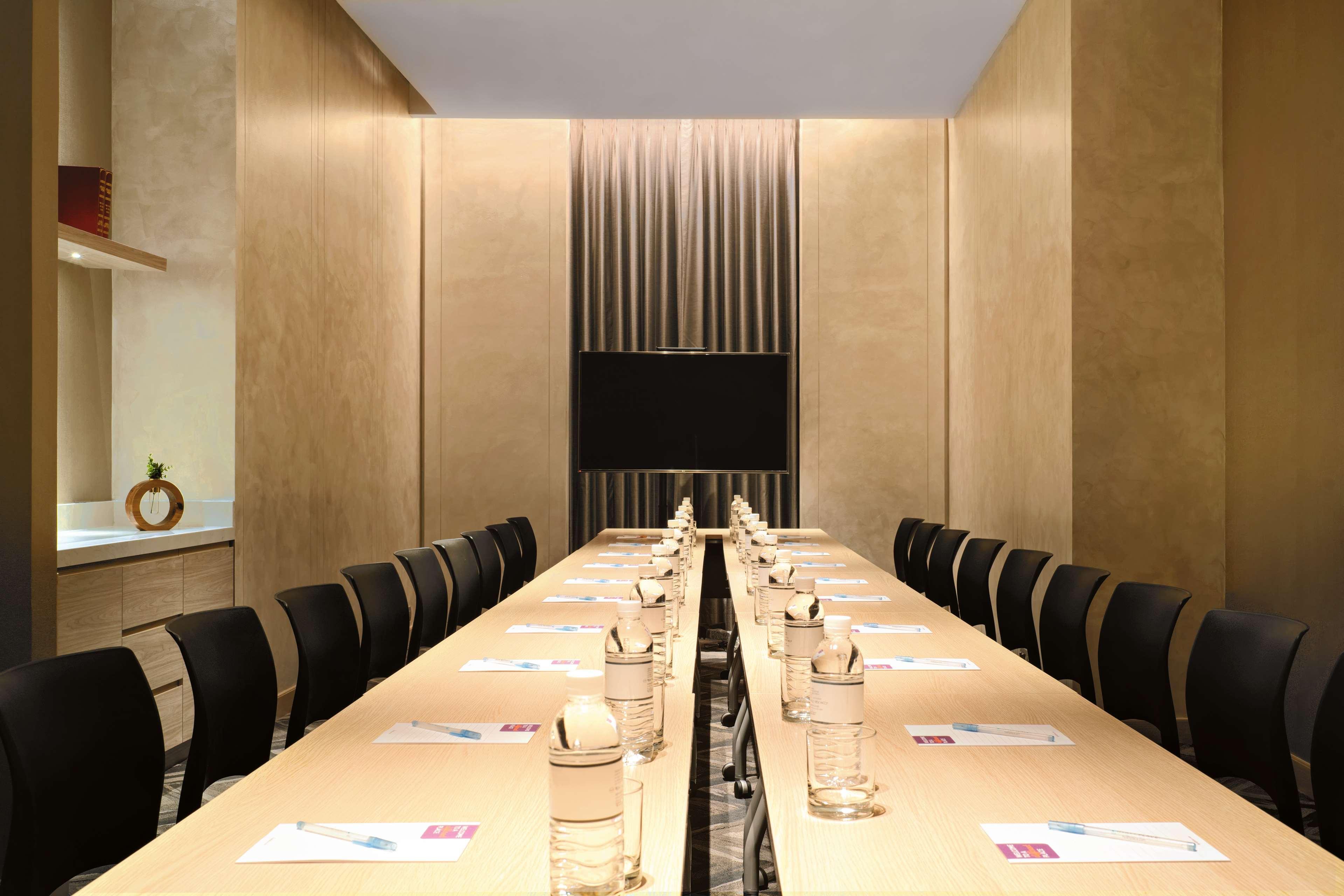 Hyatt Place Sukhumvit 24 Hotel Bangkok