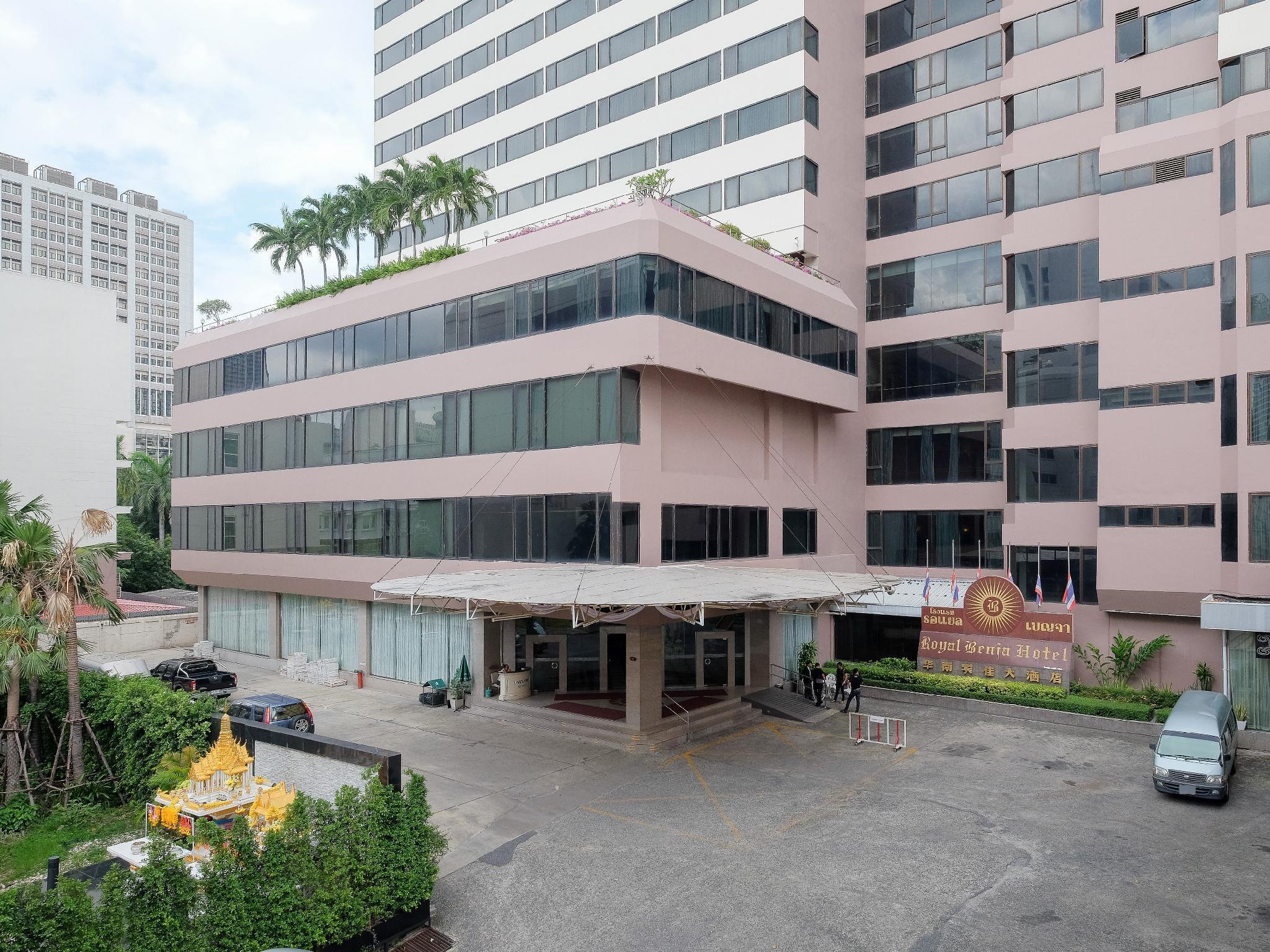 Royal Benja Hotel