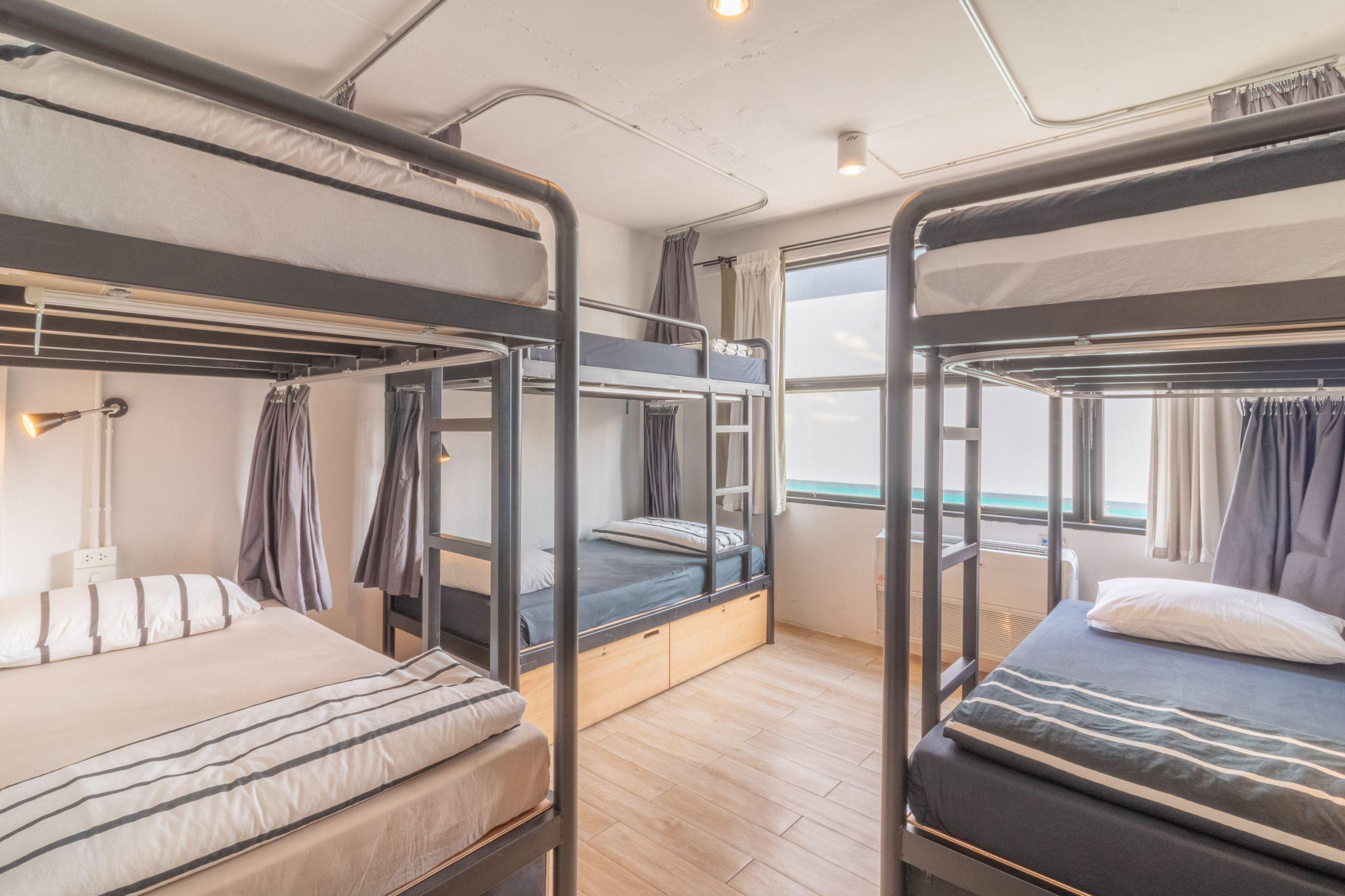 Beige Poshtels + Netflix Bangkok