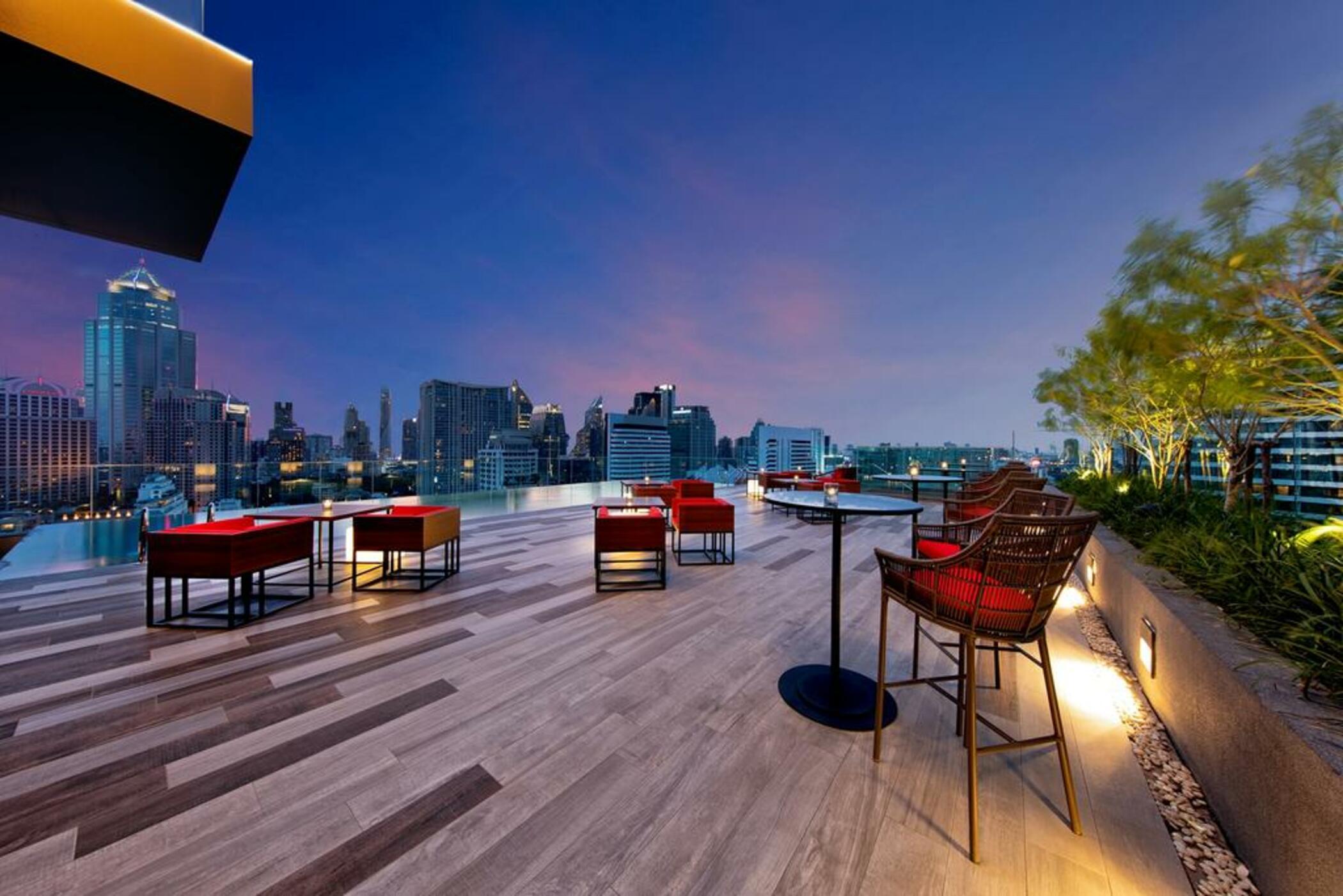 Hotel Novotel Sukhumvit 4 4*