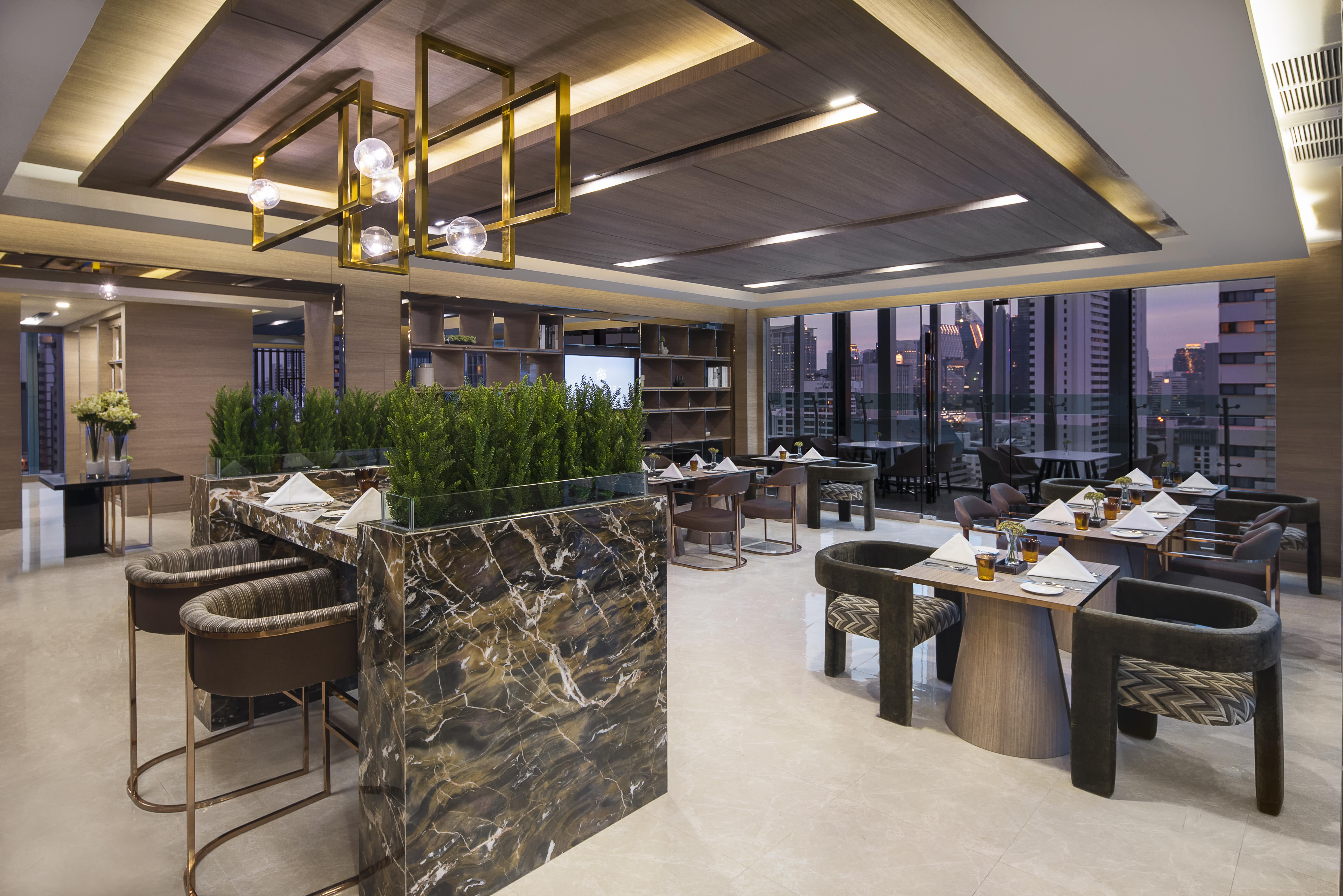 Hotel Solitaire Sukhumvit 11 - Sha Extra