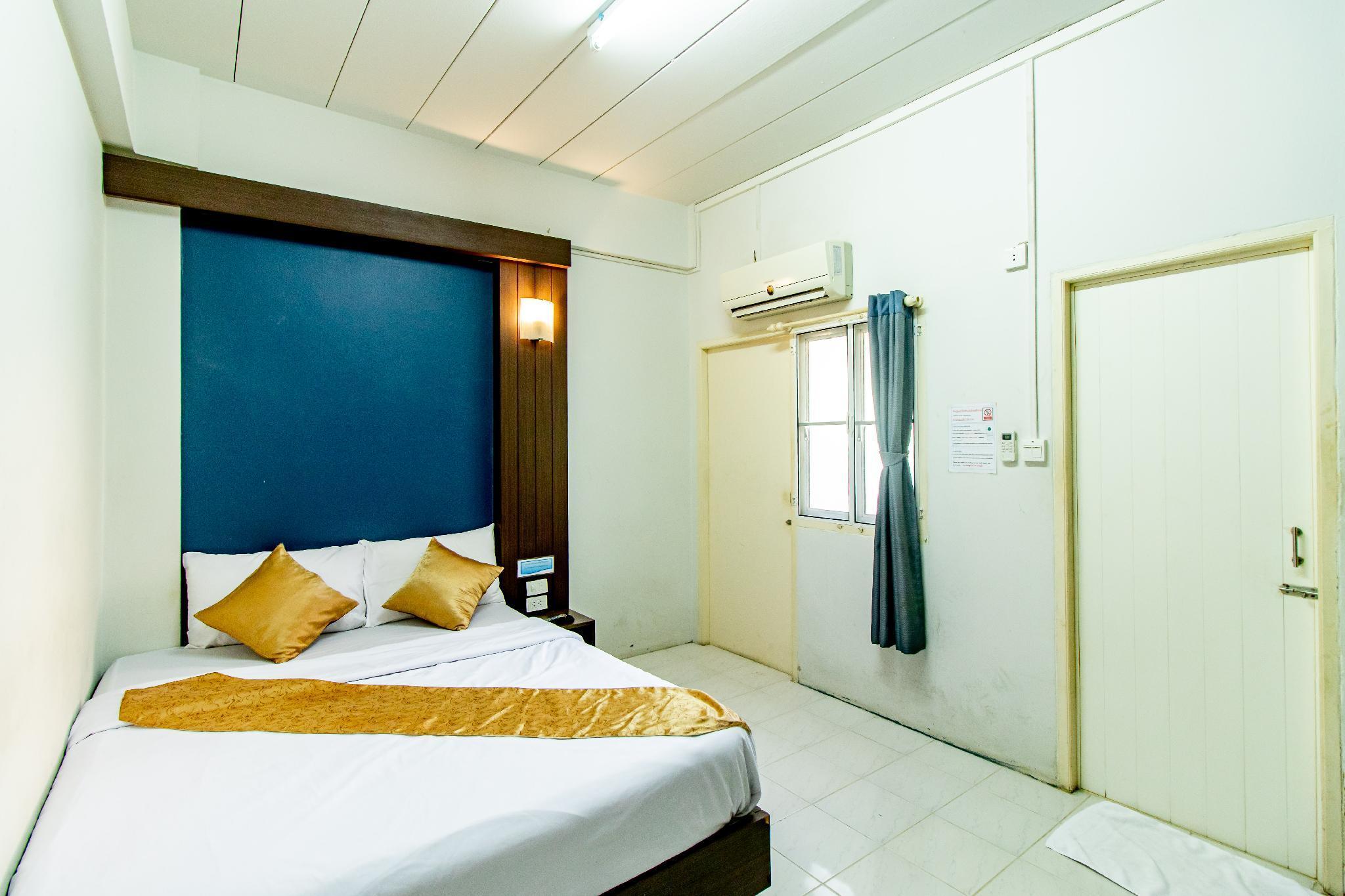 Riski Residencia Apartahotel 3*