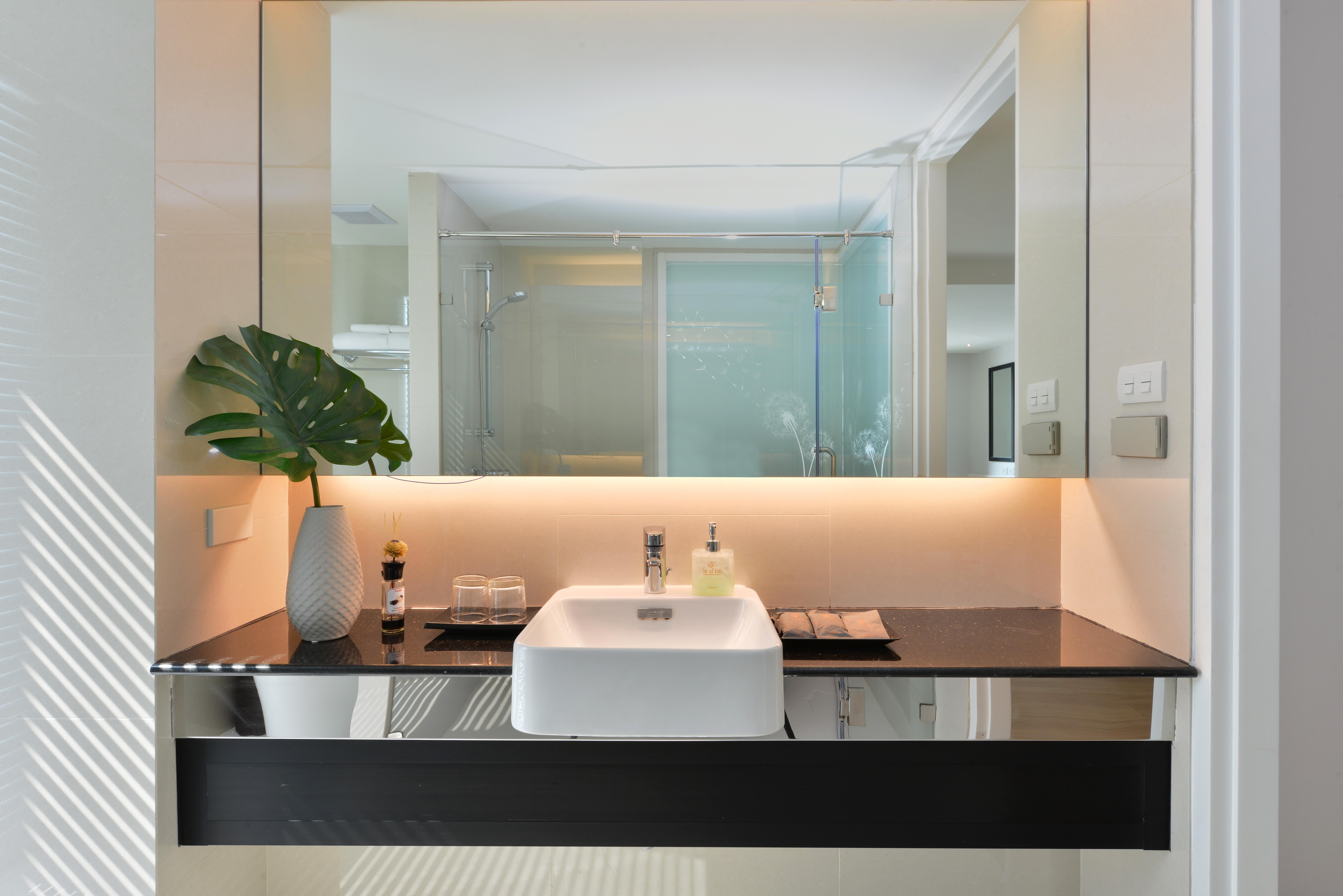Khách sạn Le D'tel 5*