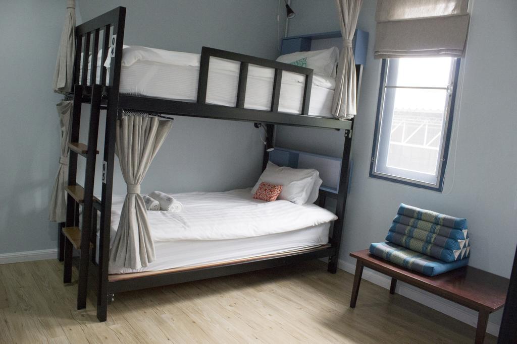 Bed & Breakfast Visut House