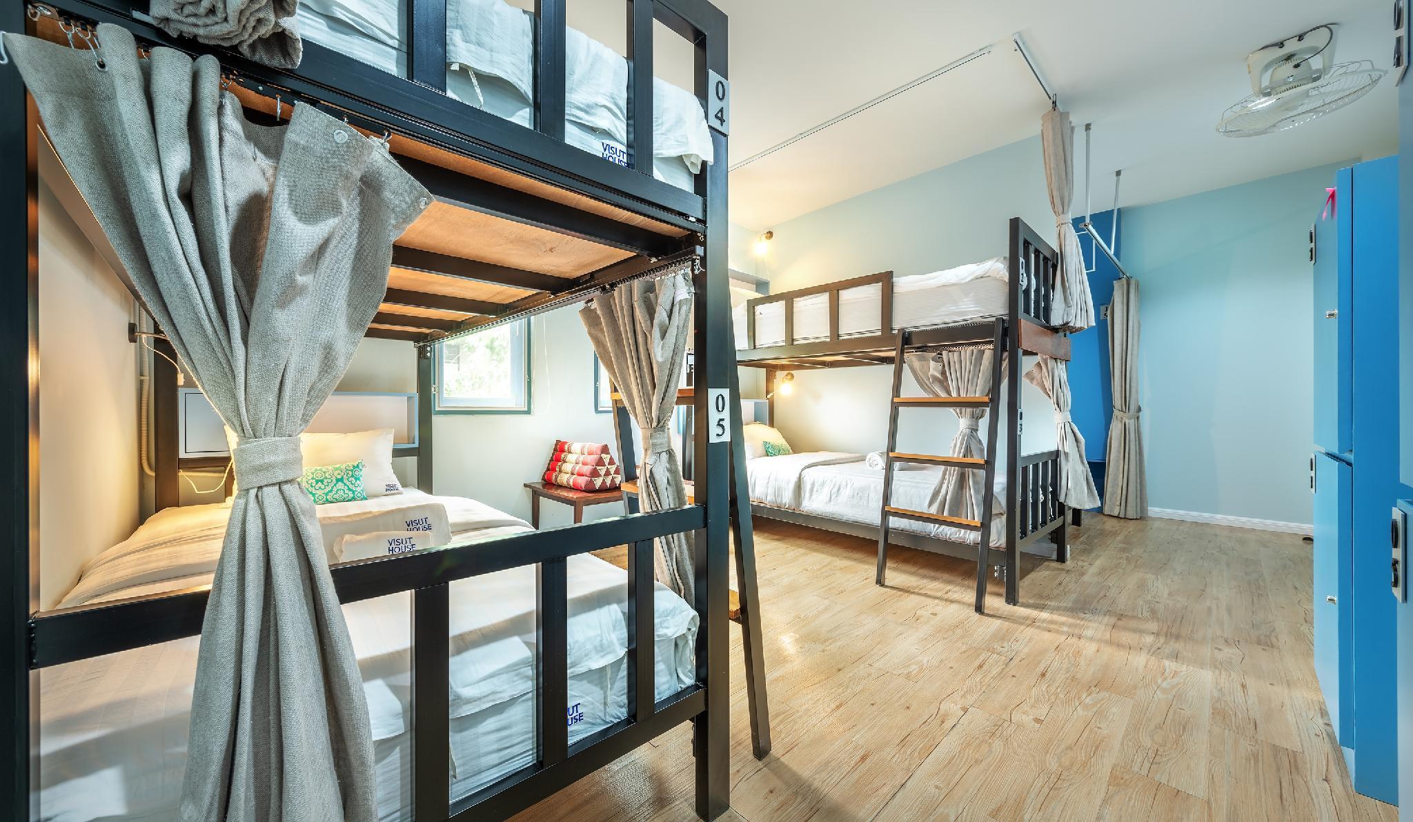 Visut House Bed & Breakfast 2*