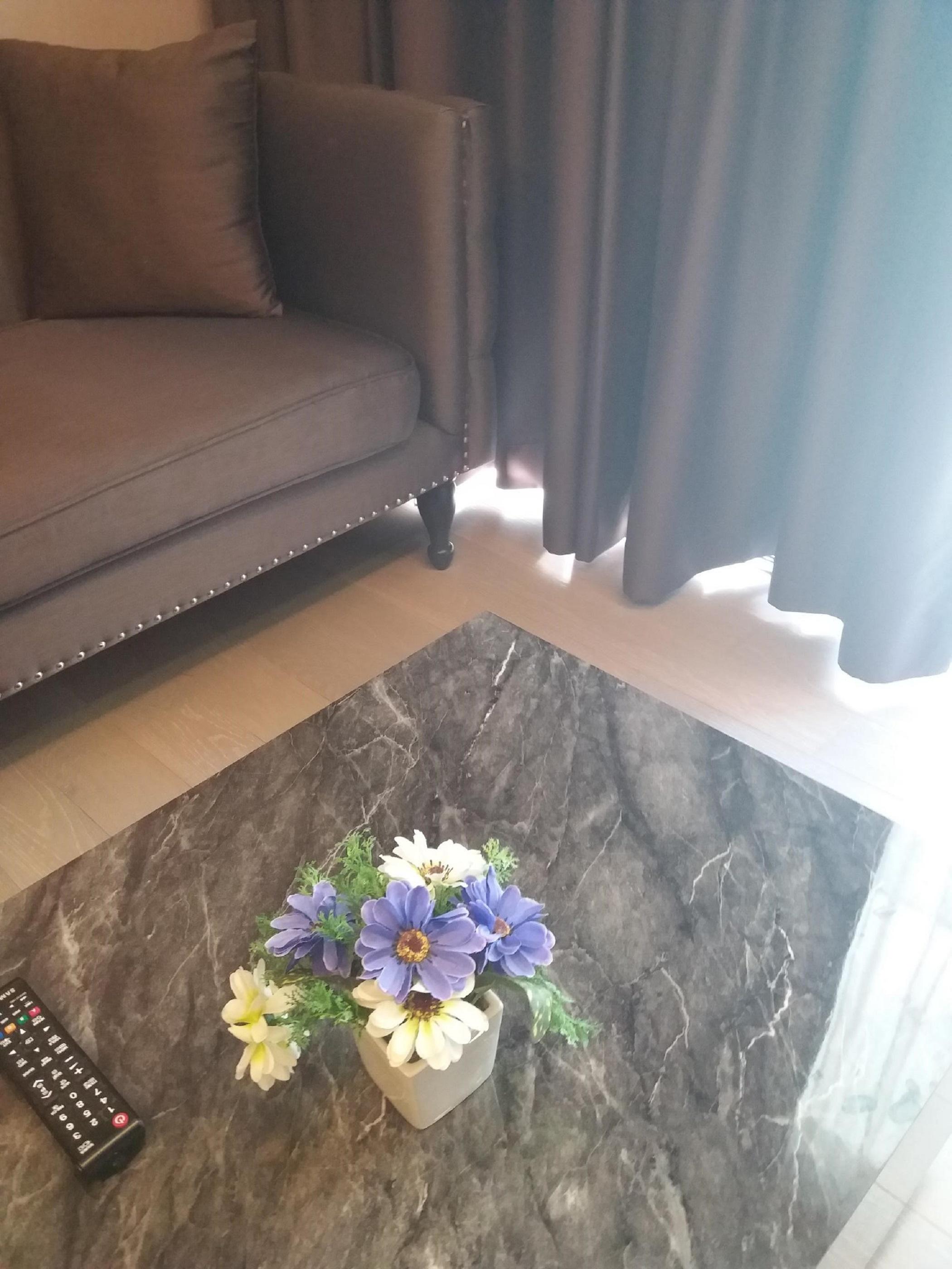 Dazzle Aparthotel 4*