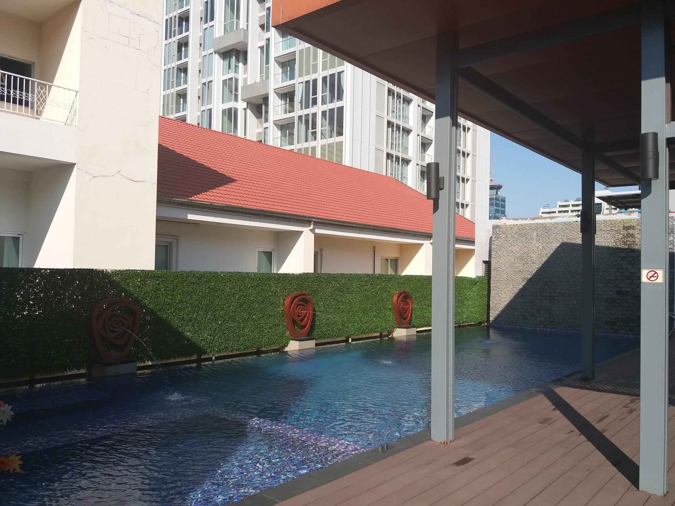 Dazzle Bangkok