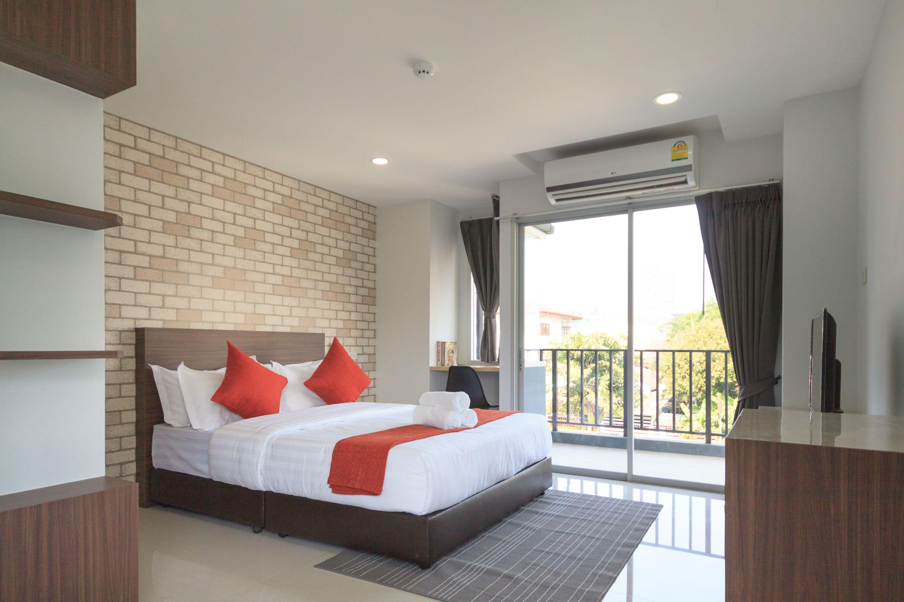 Q Space Hotel 3*