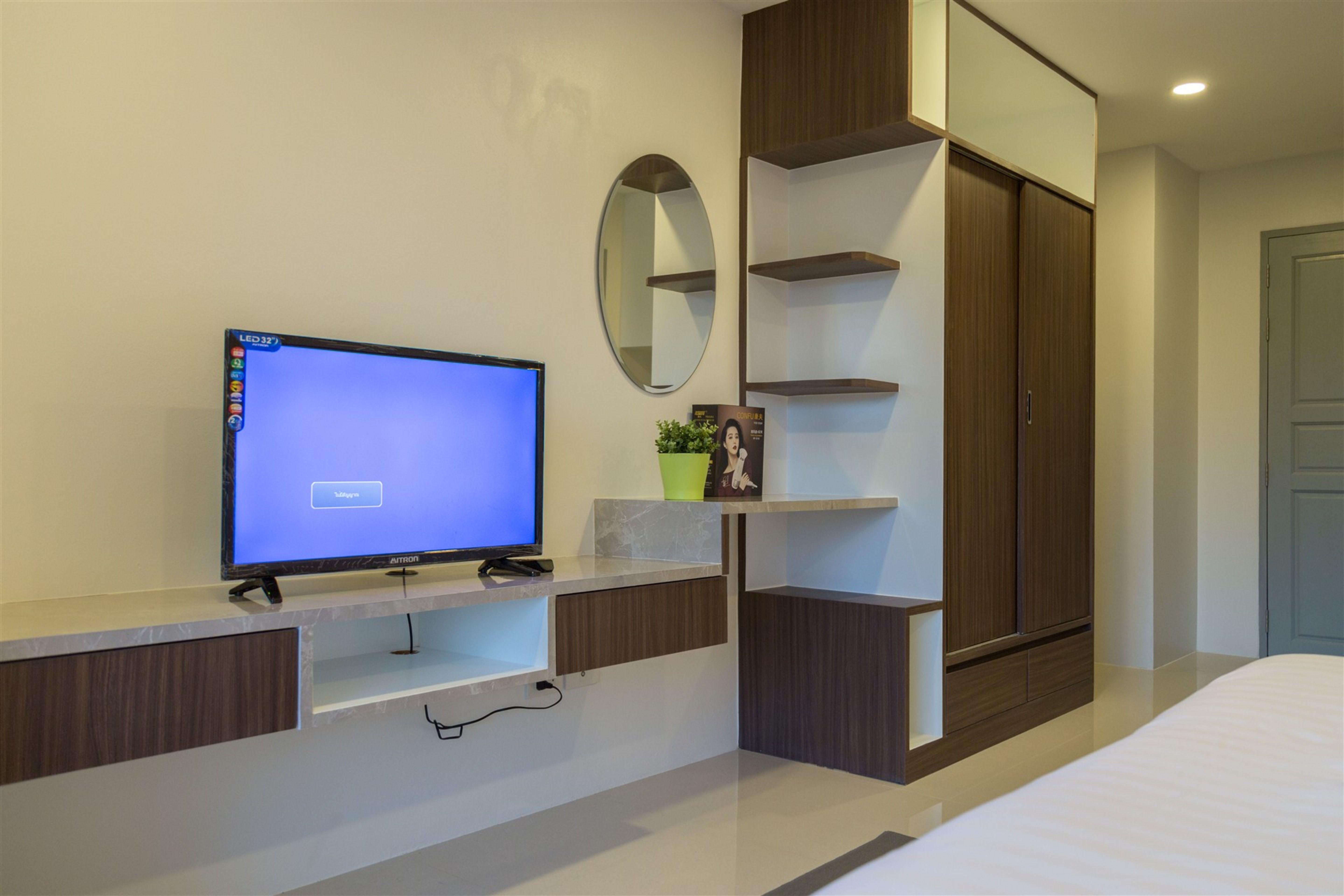 Q Space Hotel 3*
