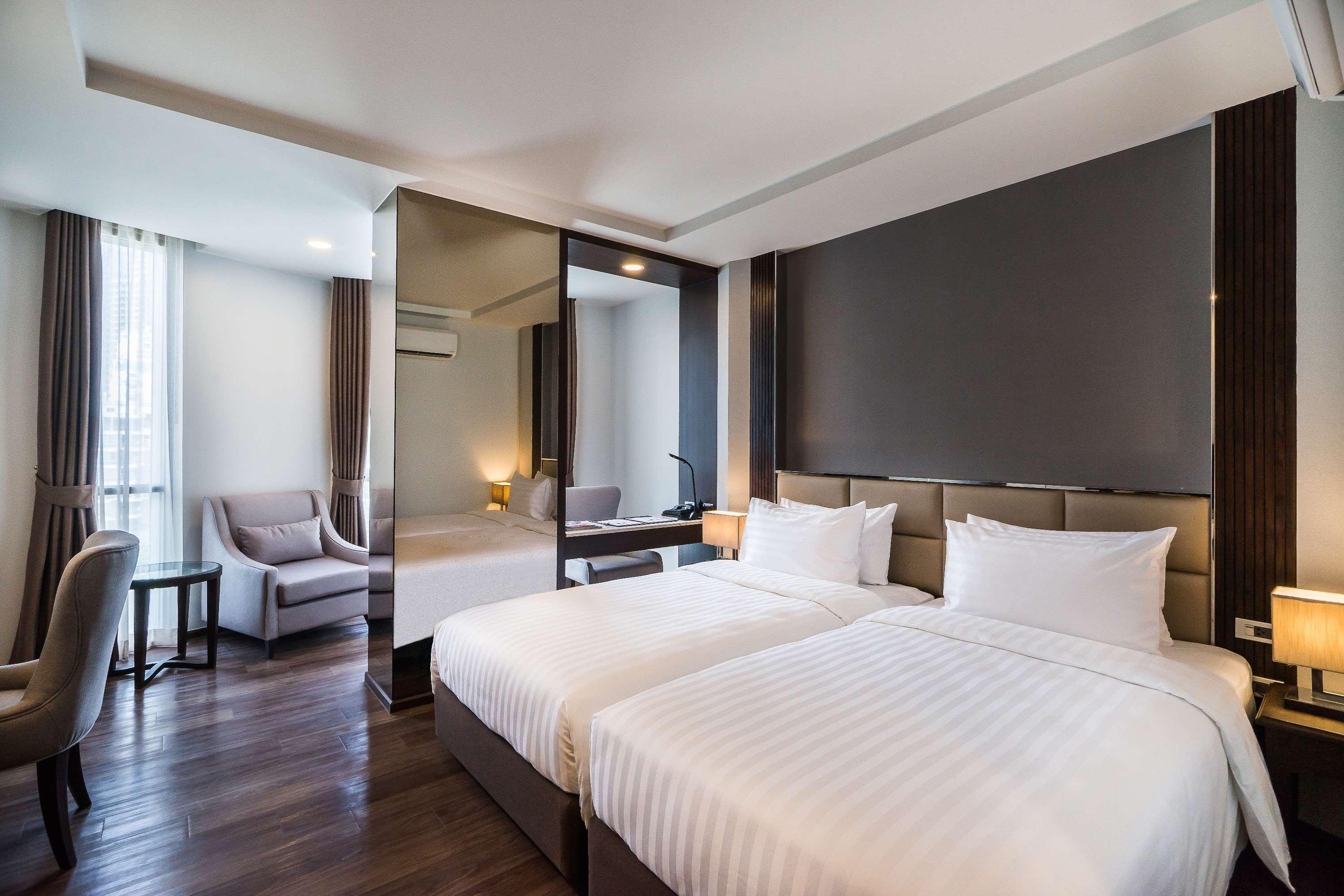 Surestay By Western Sukhumvit 2 Hotel