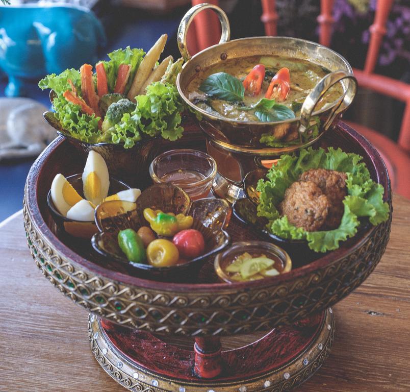 Glad Bar & Restaurant * Bangkok