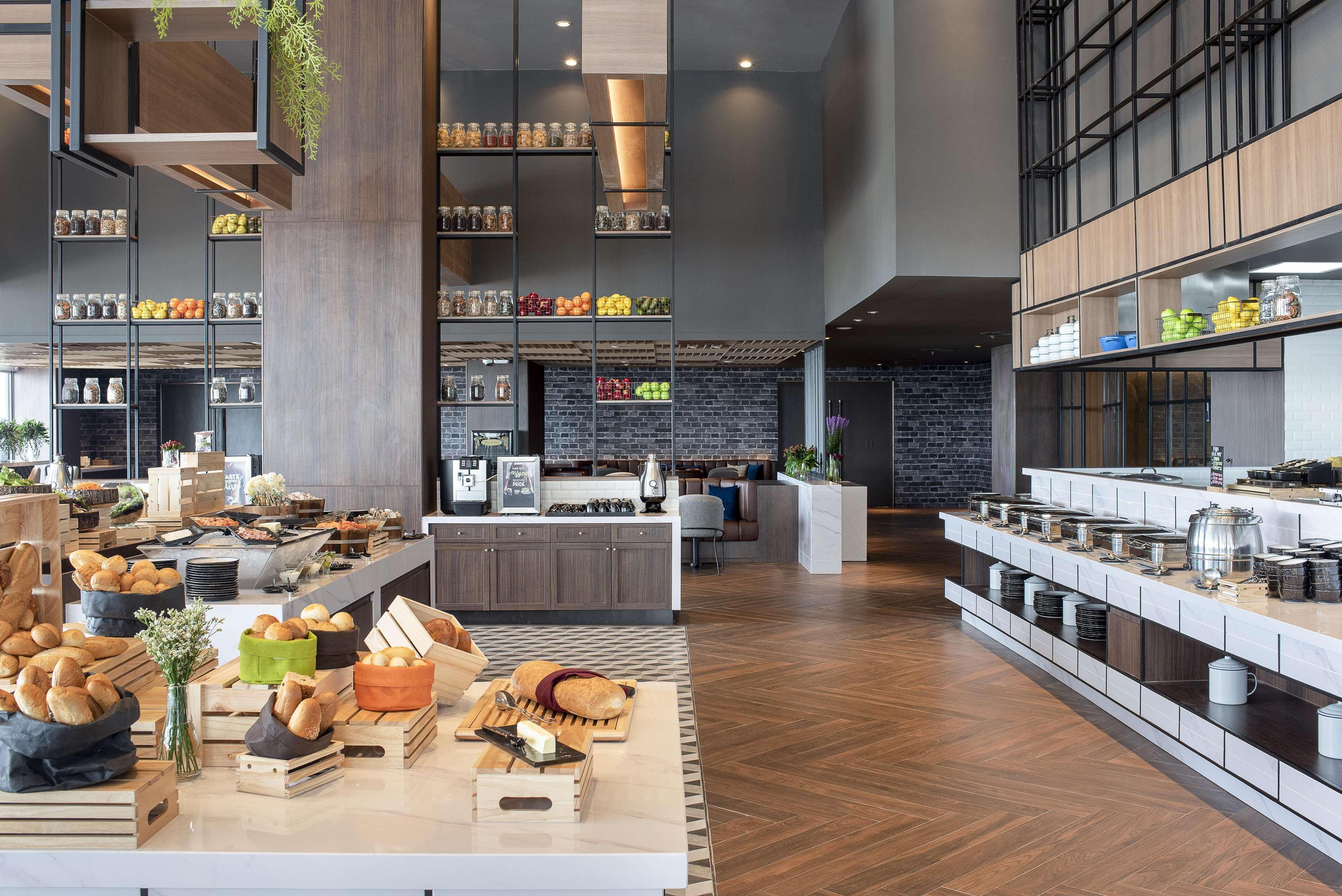 Avani Sukhumvit Hotel 5*