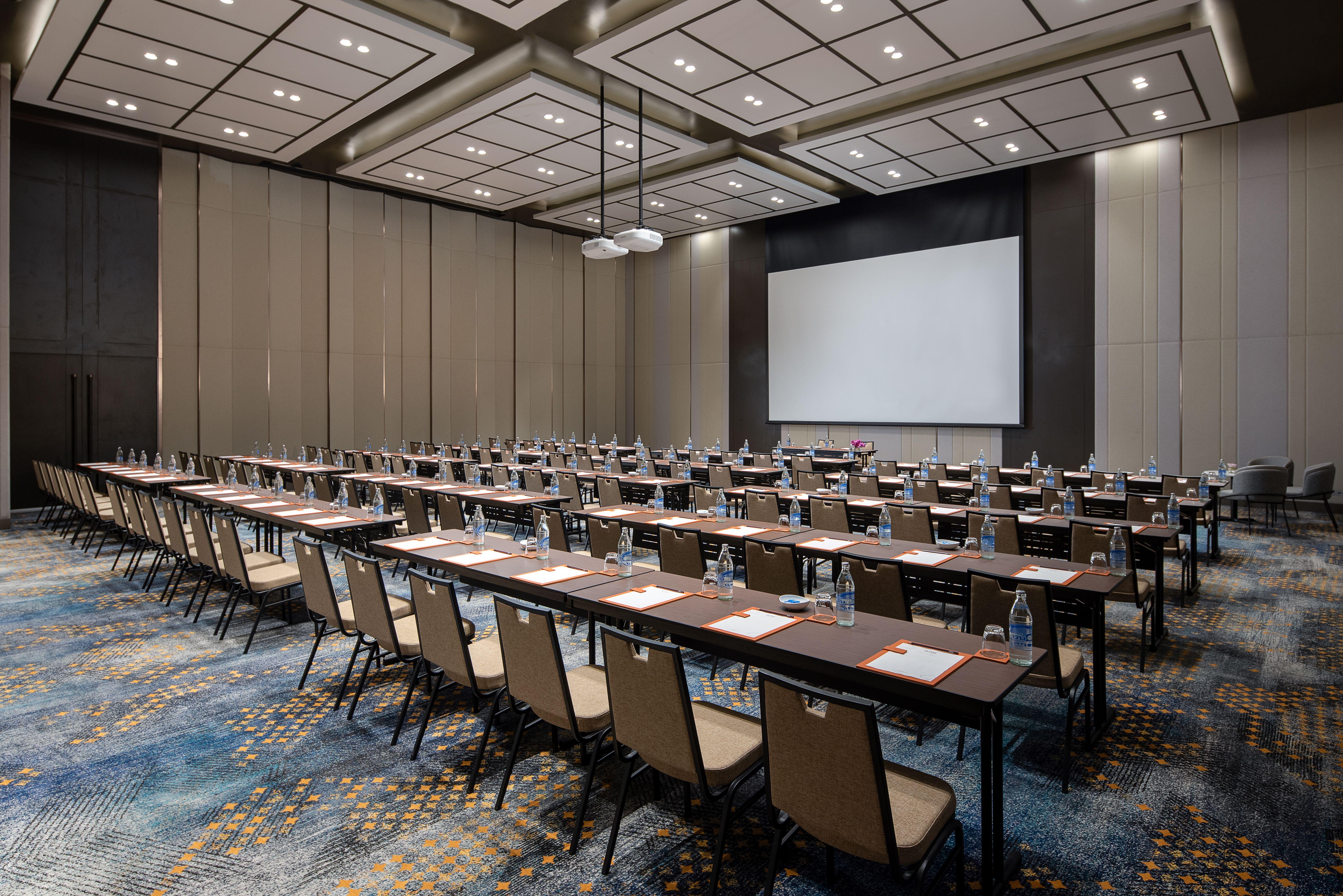 Hotel Avani Sukhumvit 5*
