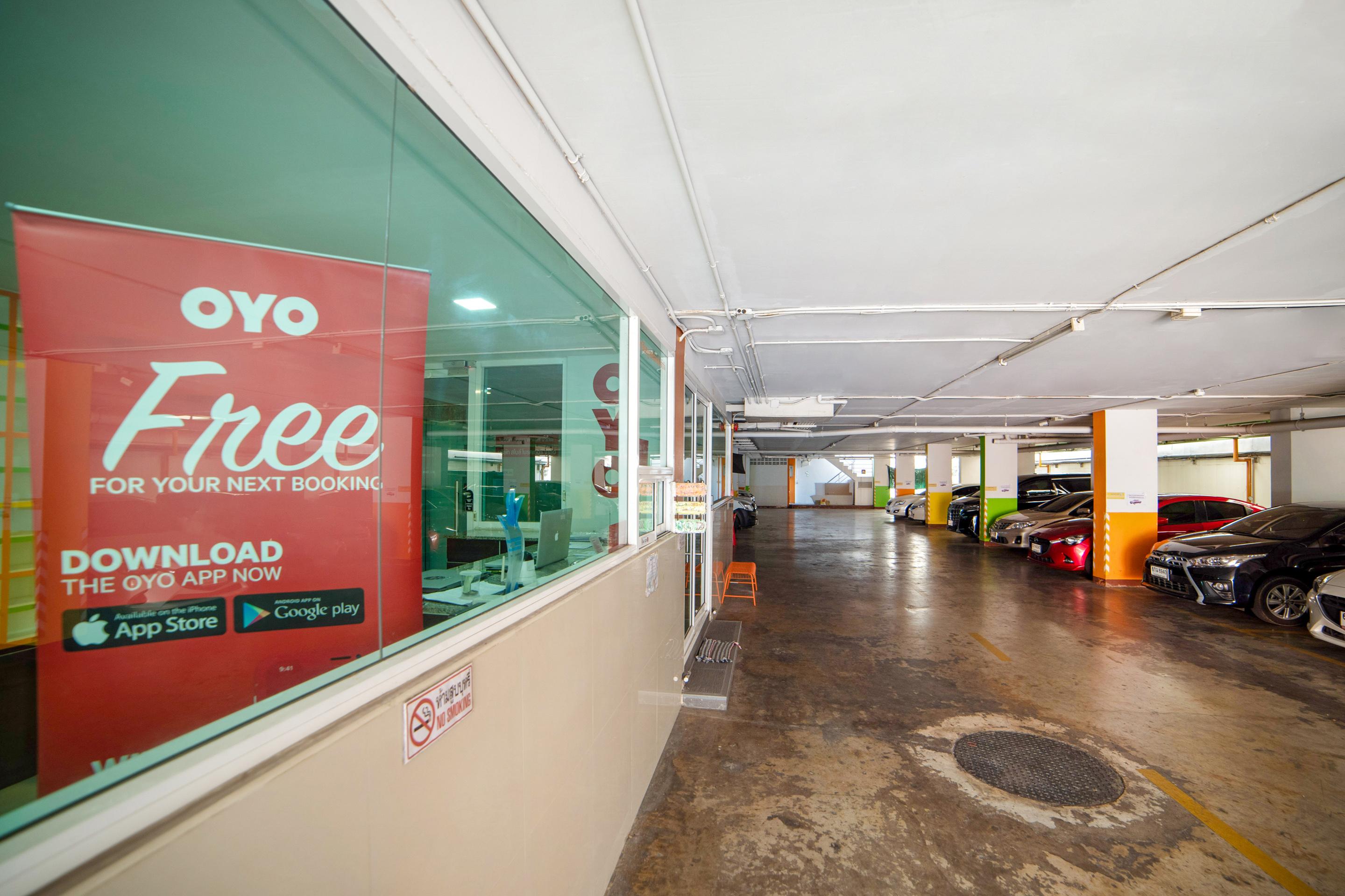 Oyo 460 Int Place Hotel Banguecoque