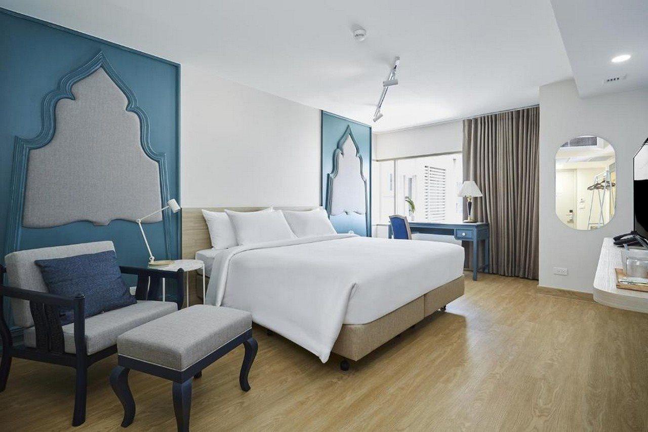 56 Surawong Hotell