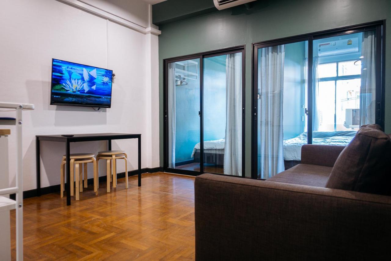 Apartment T3 Two Bedrooms Wifi Full Kitchen 1 Min To Bts Bangkok