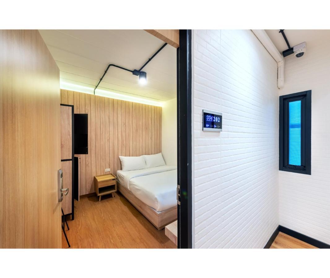 Albergue Siam Subway And Cafe