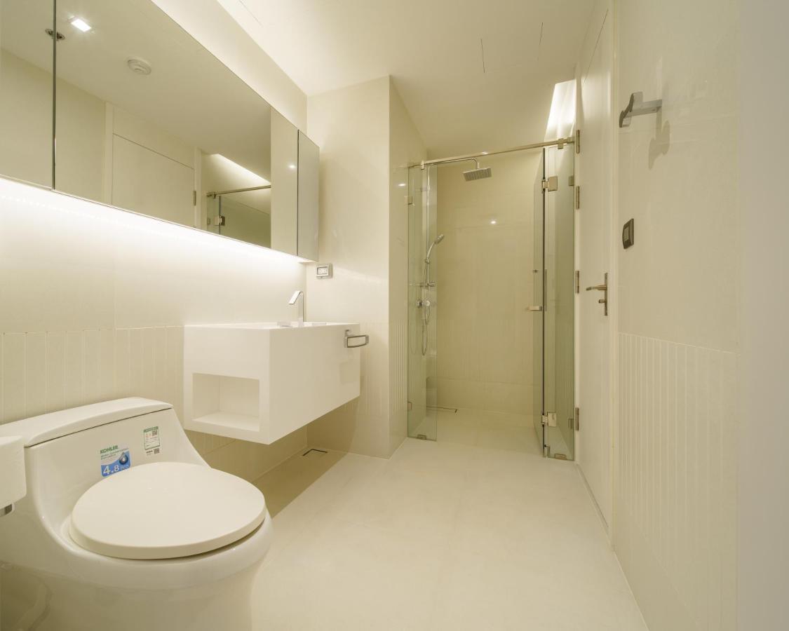 Sukhumvit 11#luxury#pool#gym#bts Nana&mrt Sukhumvit#1br#max2ppl Appartamento