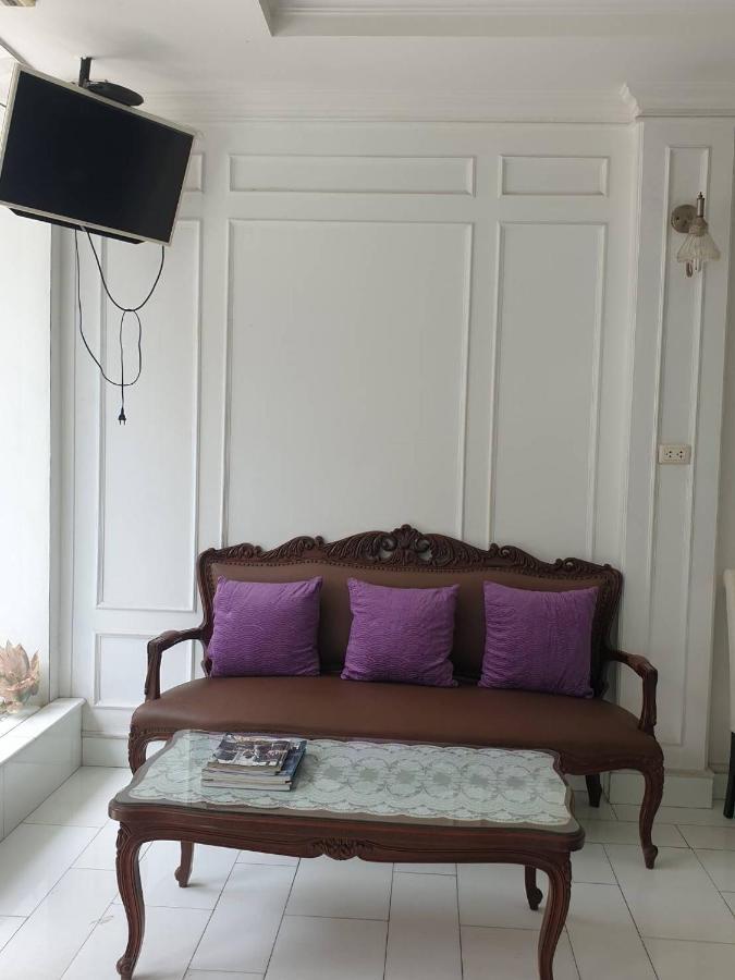 Hotel Aora Boutique Sutthisan 5*