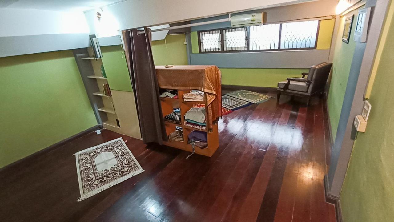 Usman Halal Vandrerhjem Bangkok