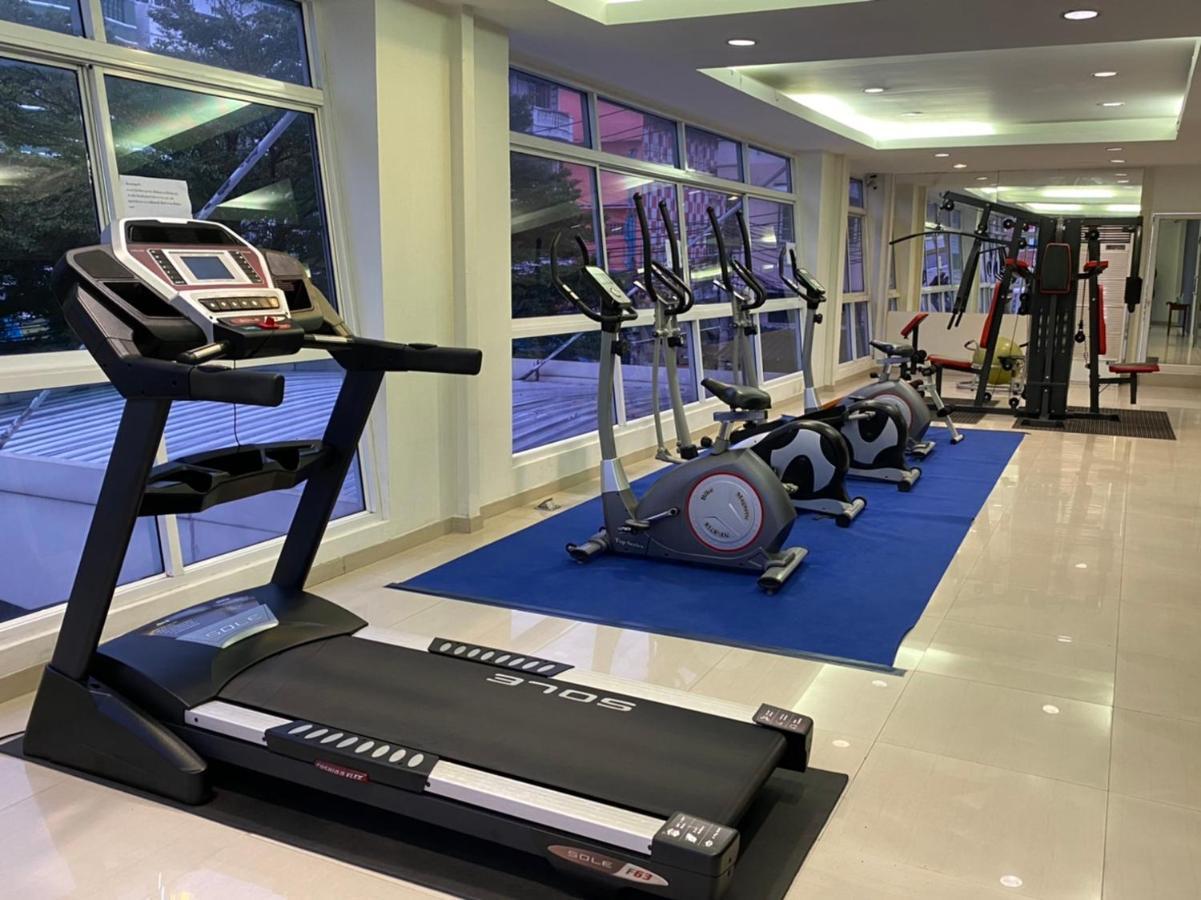 Khách sạn hẻo lánh The Royalbee 3*